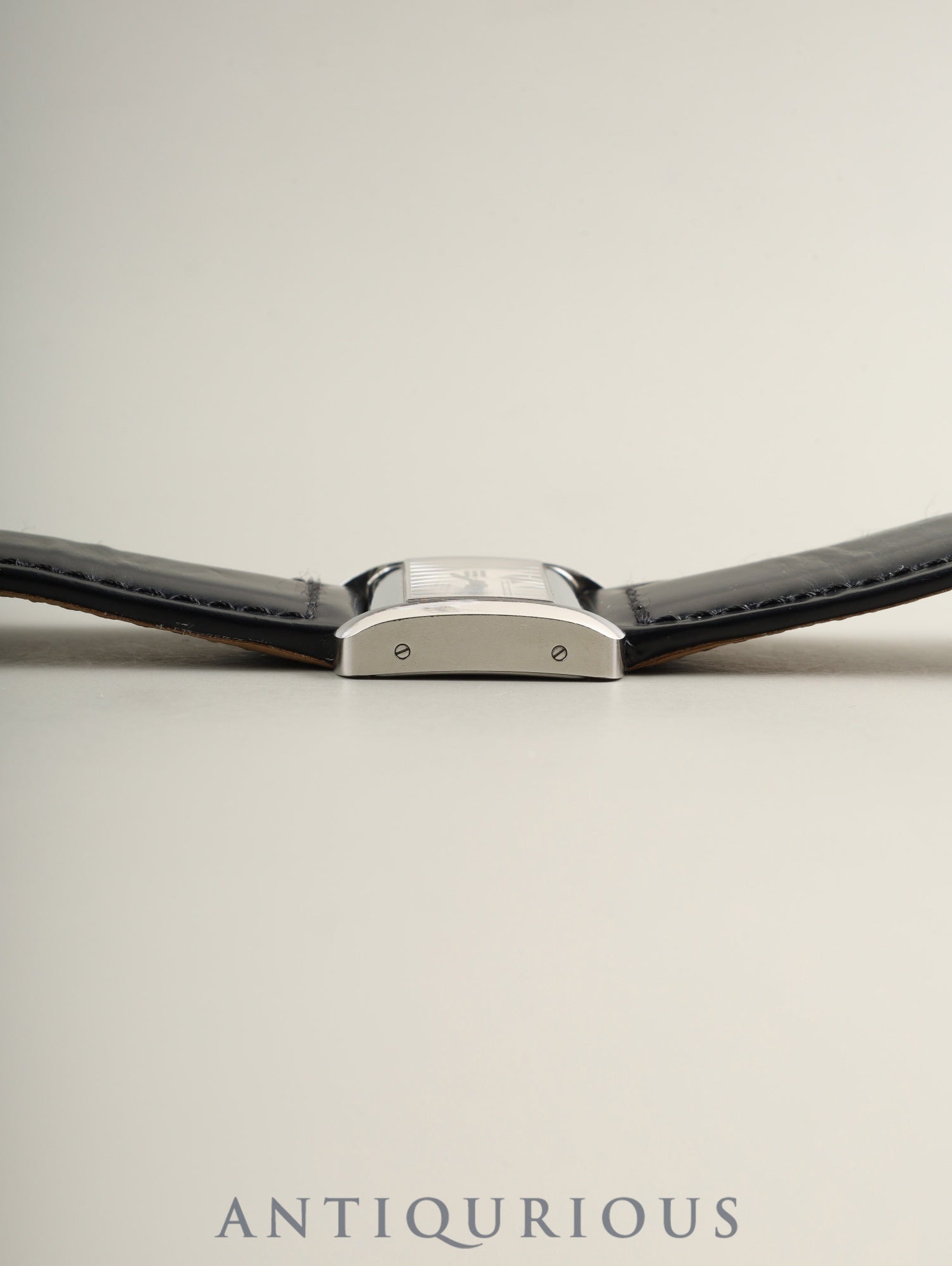 カルティエ タンク ディヴァン ミニ W6300255 / 2599 クォーツ Cal.157 SS 革 社外ピンバックル(SS)シルバーローマン文字盤 オーバーホール済み