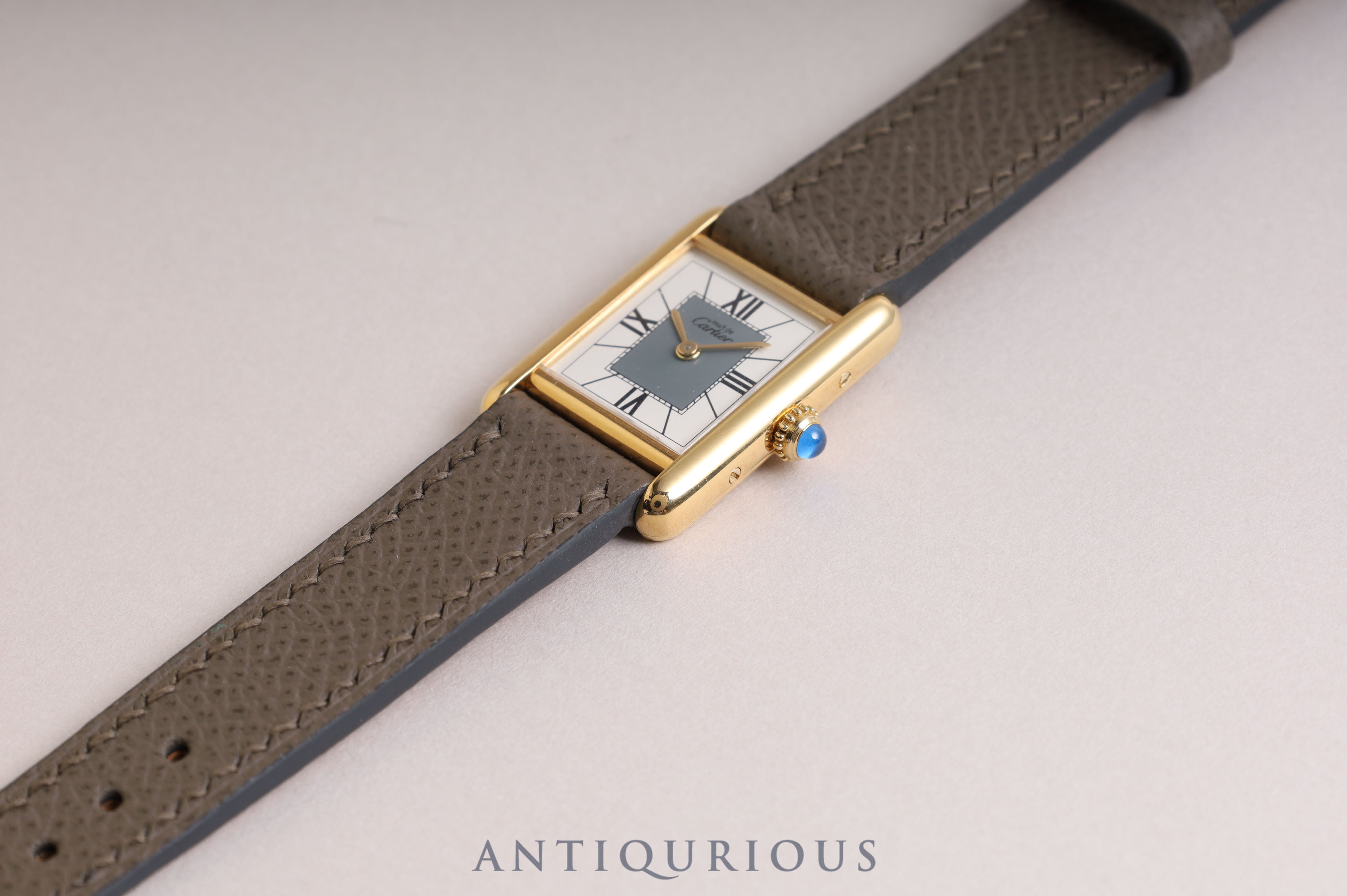 Cartier Must Tank SM QZ Center Gray Flying Roman Dial