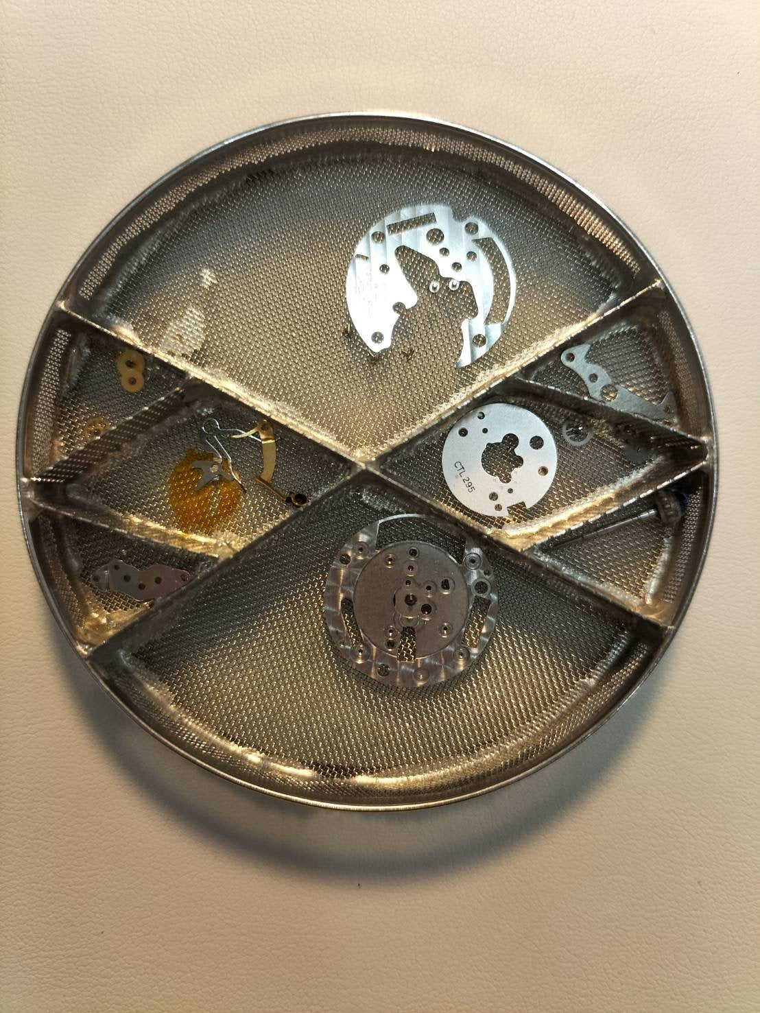 Cartier Must Vendôme VLC LM W1007065/1860 Quartz Caliber 90.06 SV925 Leather Strap with Genuine D-Buckle (Stainless Steel) Opalescent Dial Overhauled