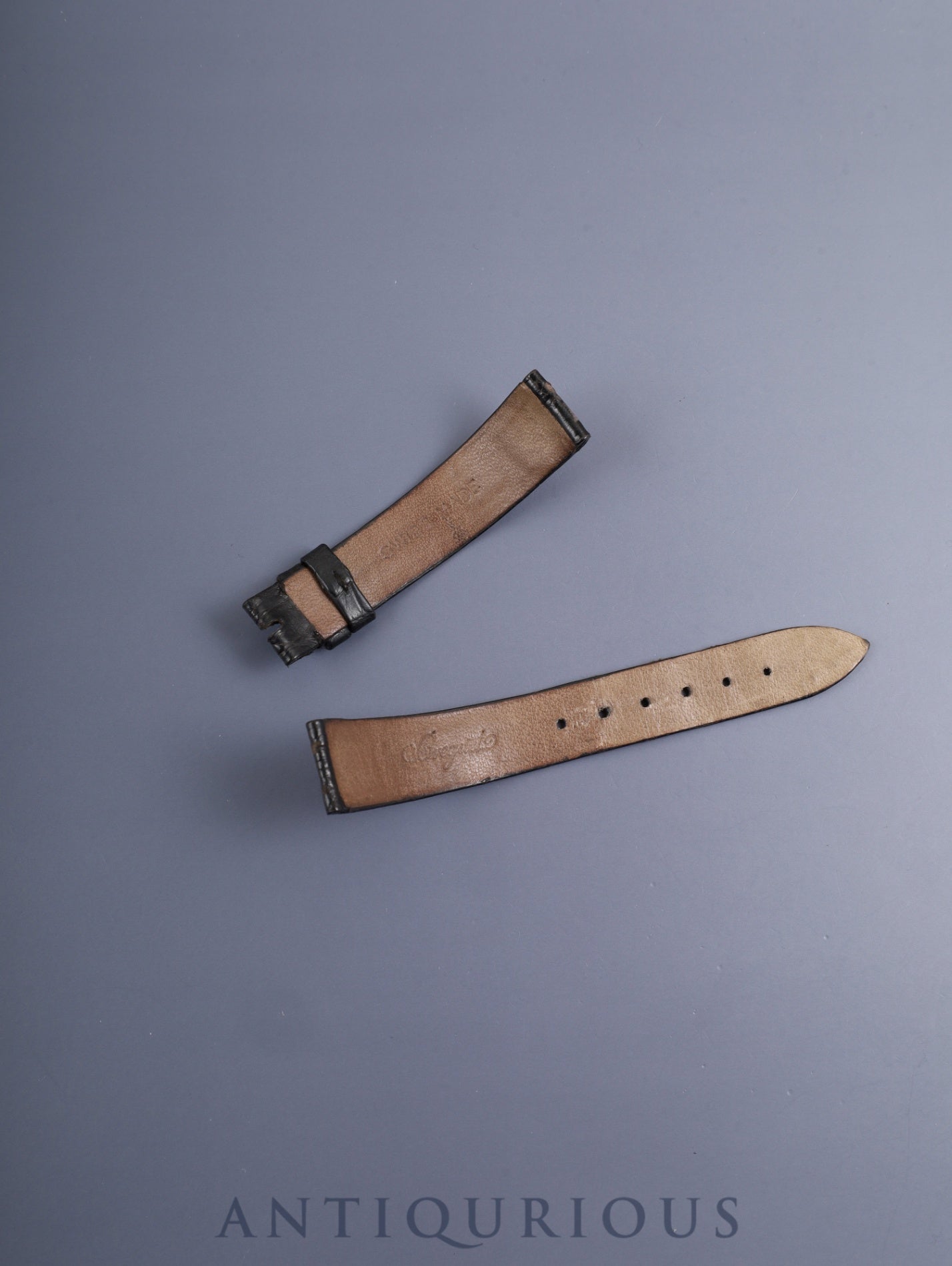 Breguet Crackle Moonphase 3280BB, manual winding, Cal. 818/4, 750WG, leather strap, original pin buckle (750WG), silver Roman numeral dial, box, recently overhauled.