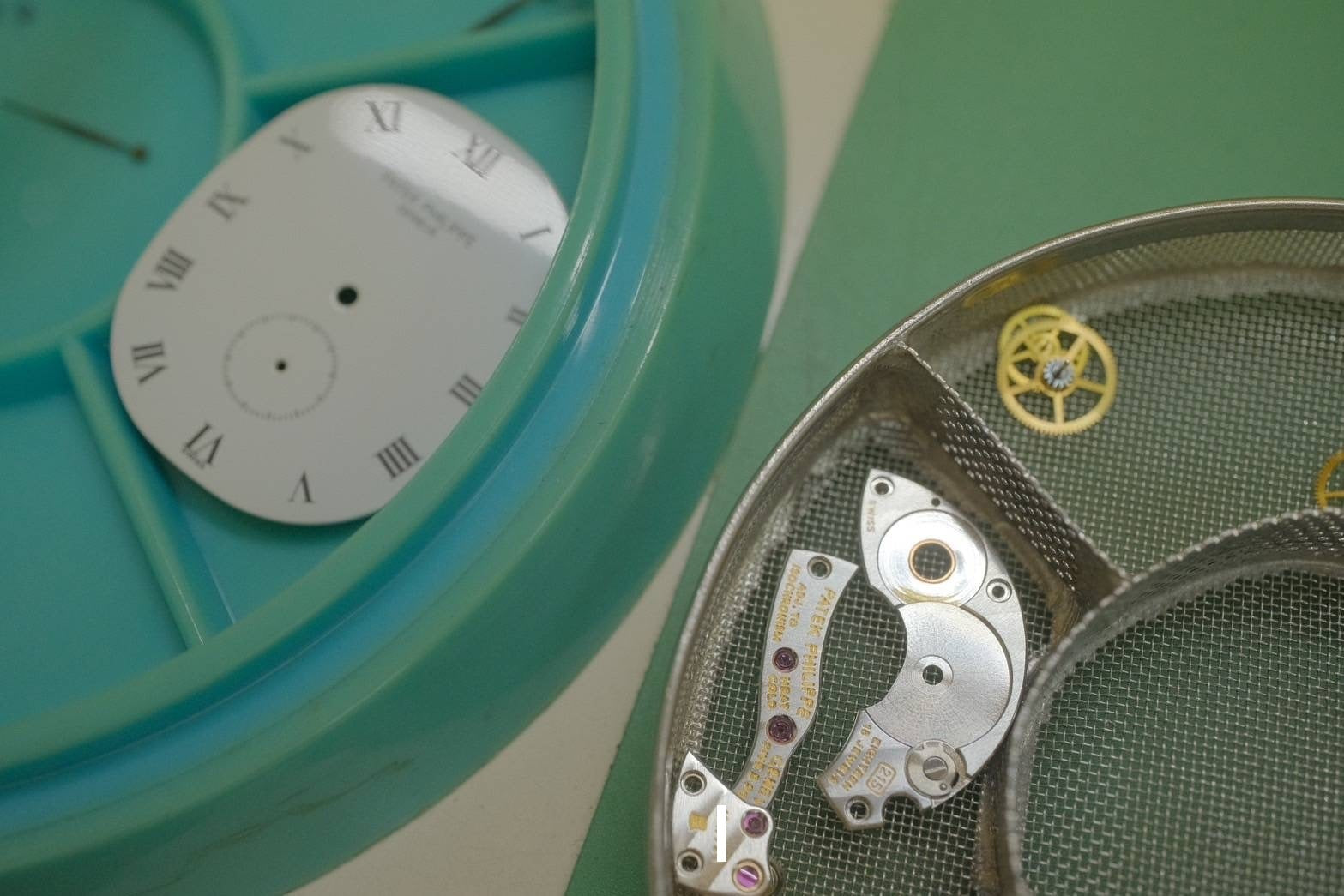 パテック・フィリップ ゴールデンエリプス 3948J 手巻き Cal.215 750 革 純正尾錠(750)ホワイトローマン文字盤 箱 タグ