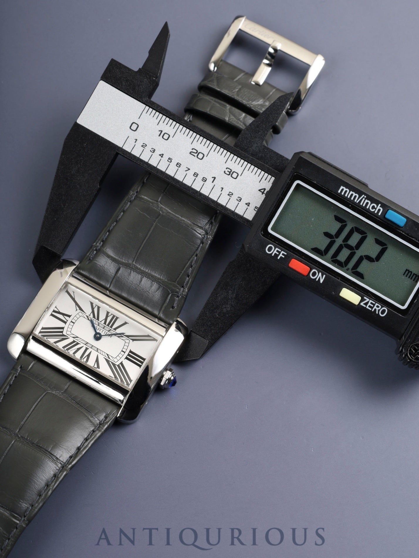 カルティエ タンク ディヴァン LM W6300655 / 2600 クォーツ Cal.690 SS 純正革ベルト 純正ピンバックル(SS) シルバーローマン文字盤 オーバーホール済み