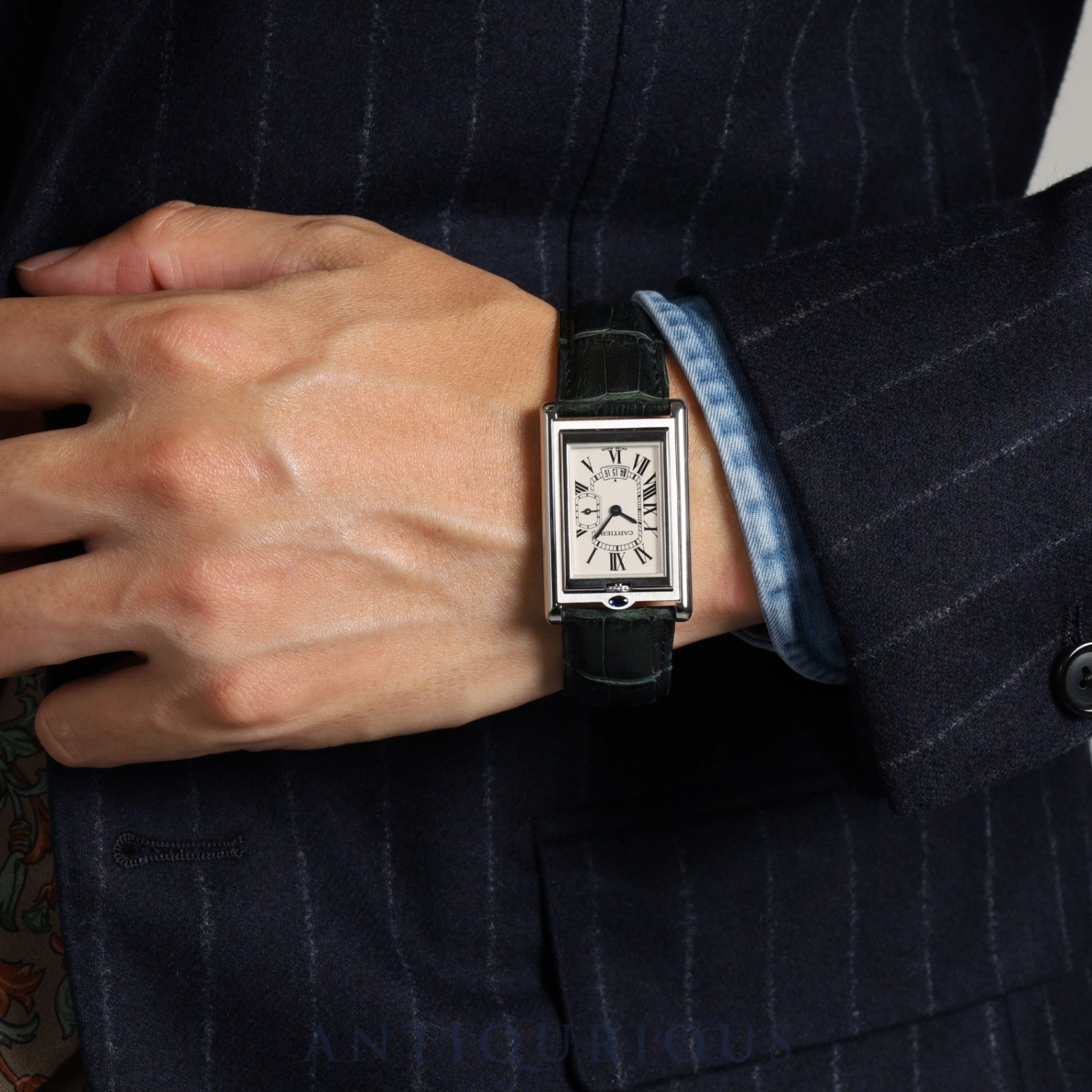 カルティエ タンク バスキュラント LM W1016055 / 2522 クォーツ SS 革 純正Dバックル(SS) ホワイトローマン文字盤 保証書(2002年)冊子 カルティエブティックコンプリートサービス済み ※ケースイニシャル裏彫り有り