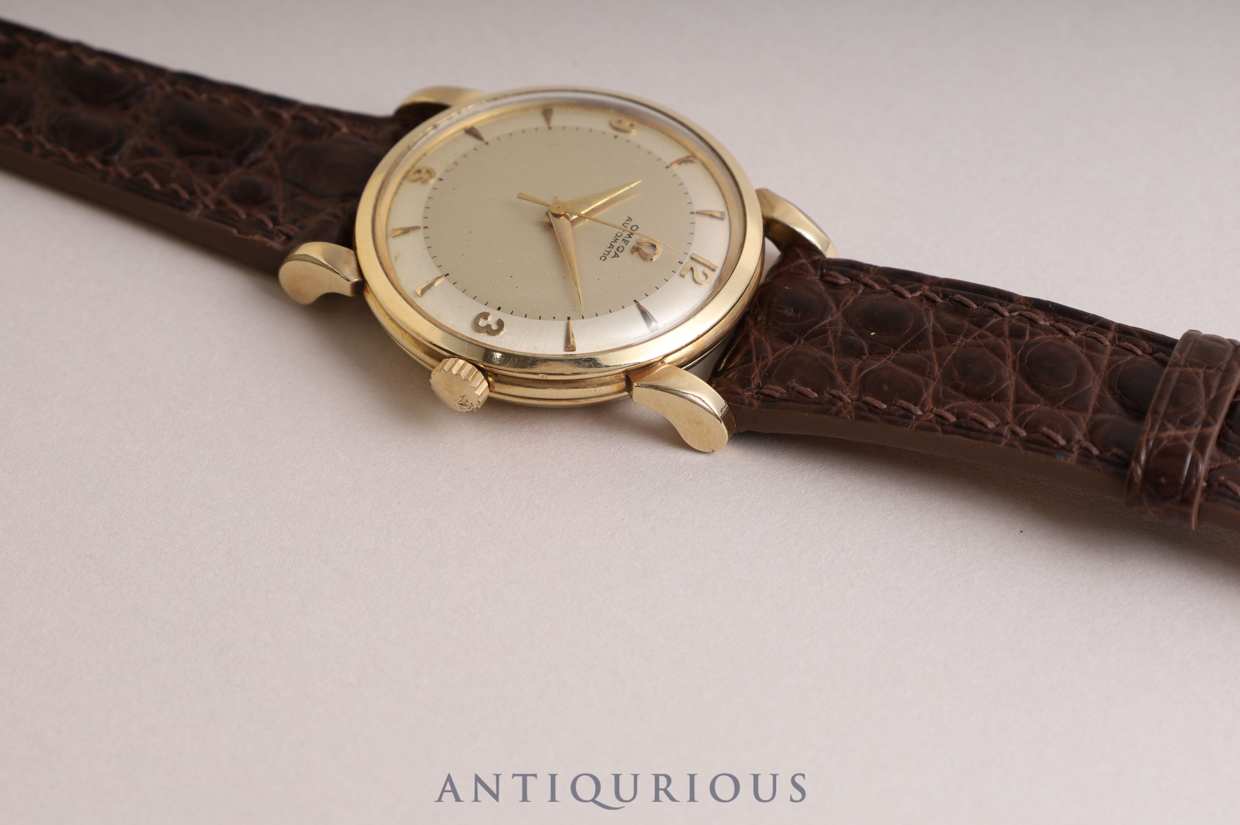 オメガ ハーフローター Cal.354 2445-11SC