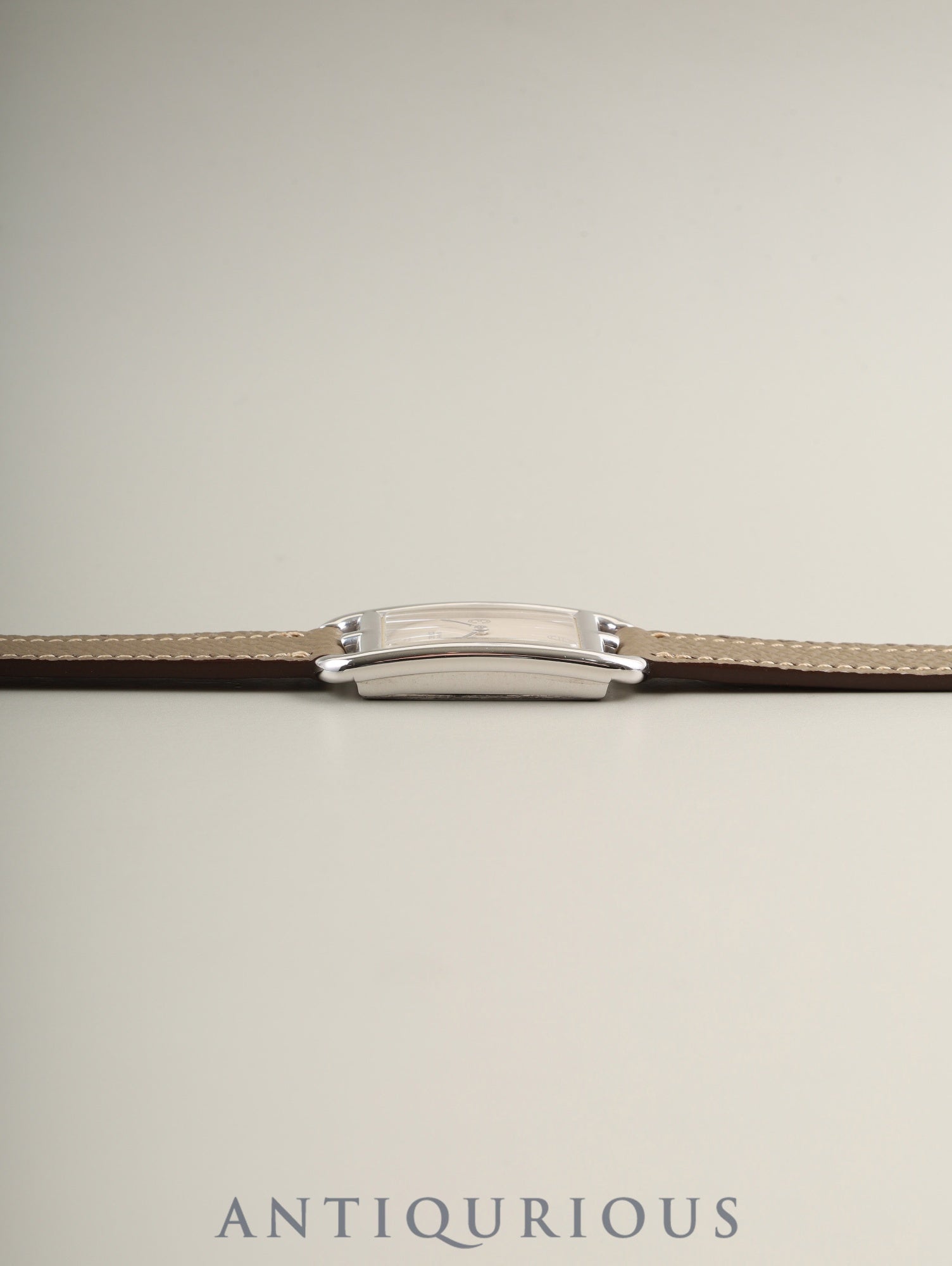 エルメス ナンタケット クォーツ Cal.976.001 SS 革 純正尾錠(SS) シルバー文字盤 オーバーホール済み