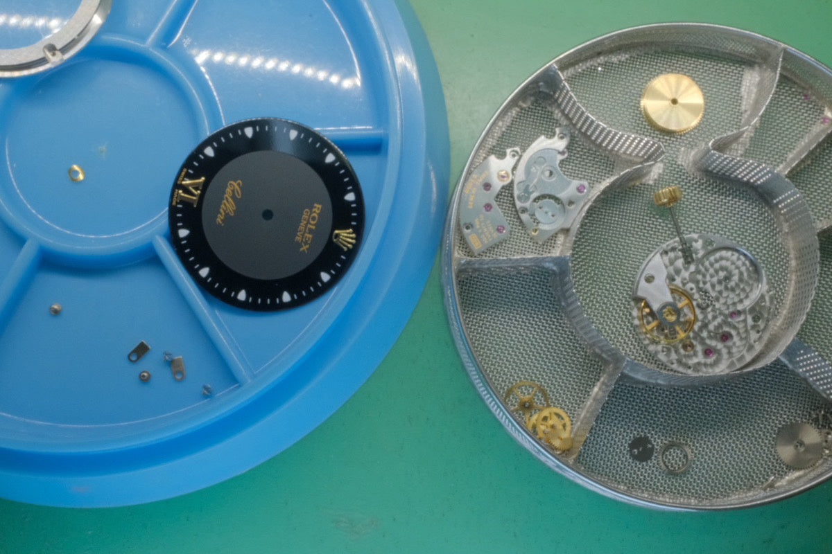 Rolex Cellini 5115/8 Manual Winding Caliber 1600 750 Leather Genuine Buckle (750) Black Dial Warranty (Personalized, 201?) International Service Warranty (2015) Repair Details (2015) Booklet Overhauled