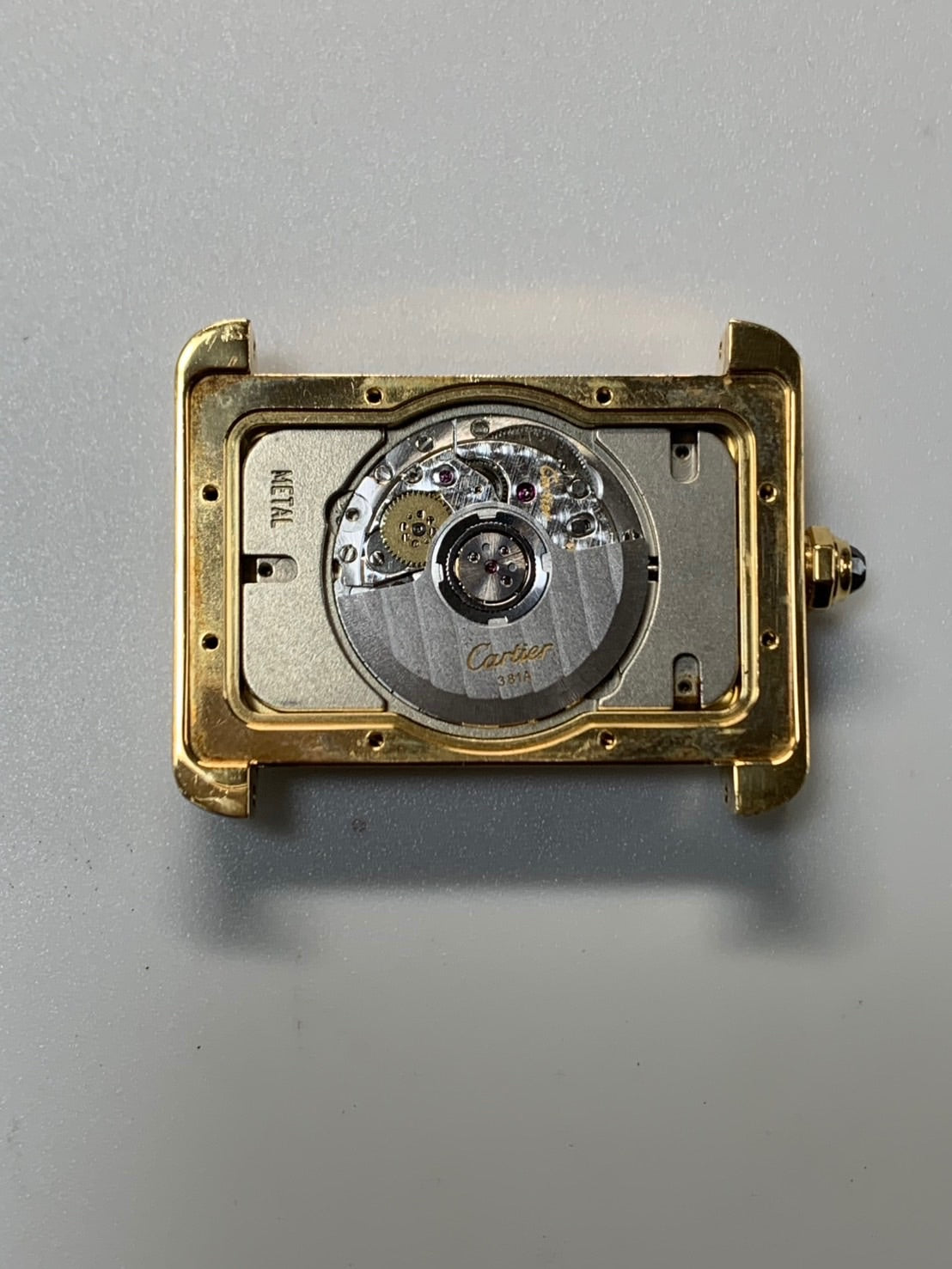 カルティエ タンク ディヴァン LM W6300856 / 2603 自動巻き Cal.381A(ETA2000-1)750YG 純正革ベルト 純正ピンバックル(750YG)シルバーギョーシェローマン文字盤(SWISS MADE表記)オーバーホール済み