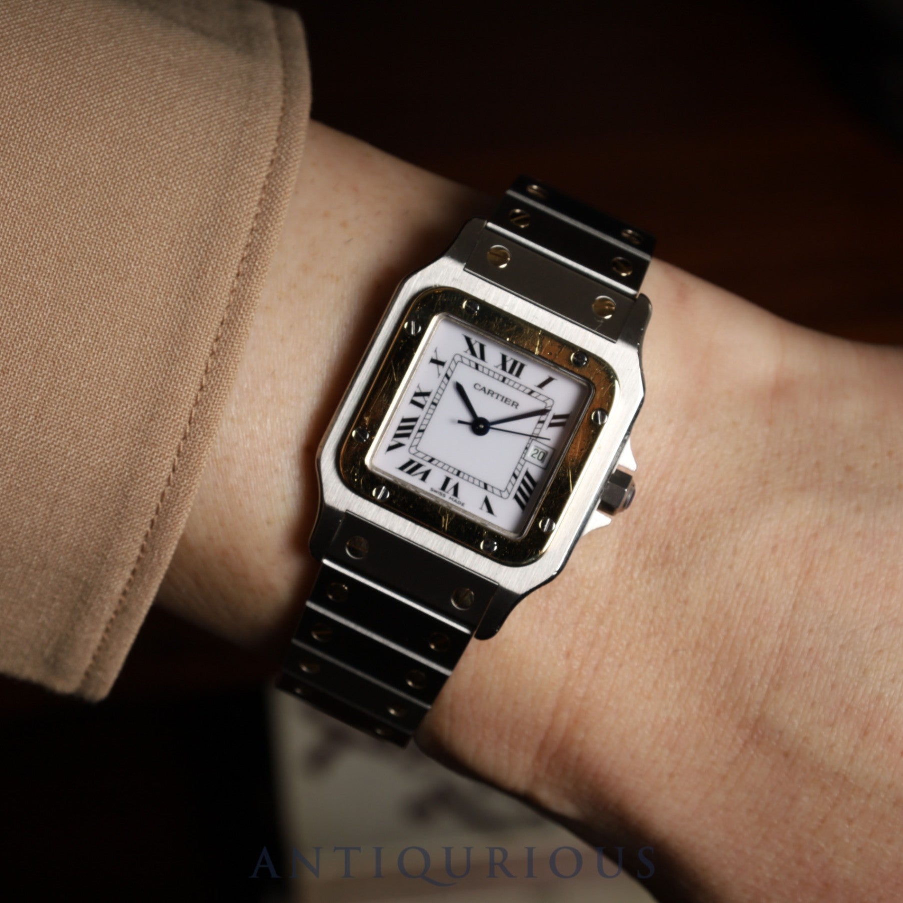 カルティエ サントス ガルベ LM 81036283 / 1172961 自動巻き SS/YG SS/YG ホワイトローマン文字盤 カルティエブティックにてコンプリートサービス済み 新品ブレス交換済み