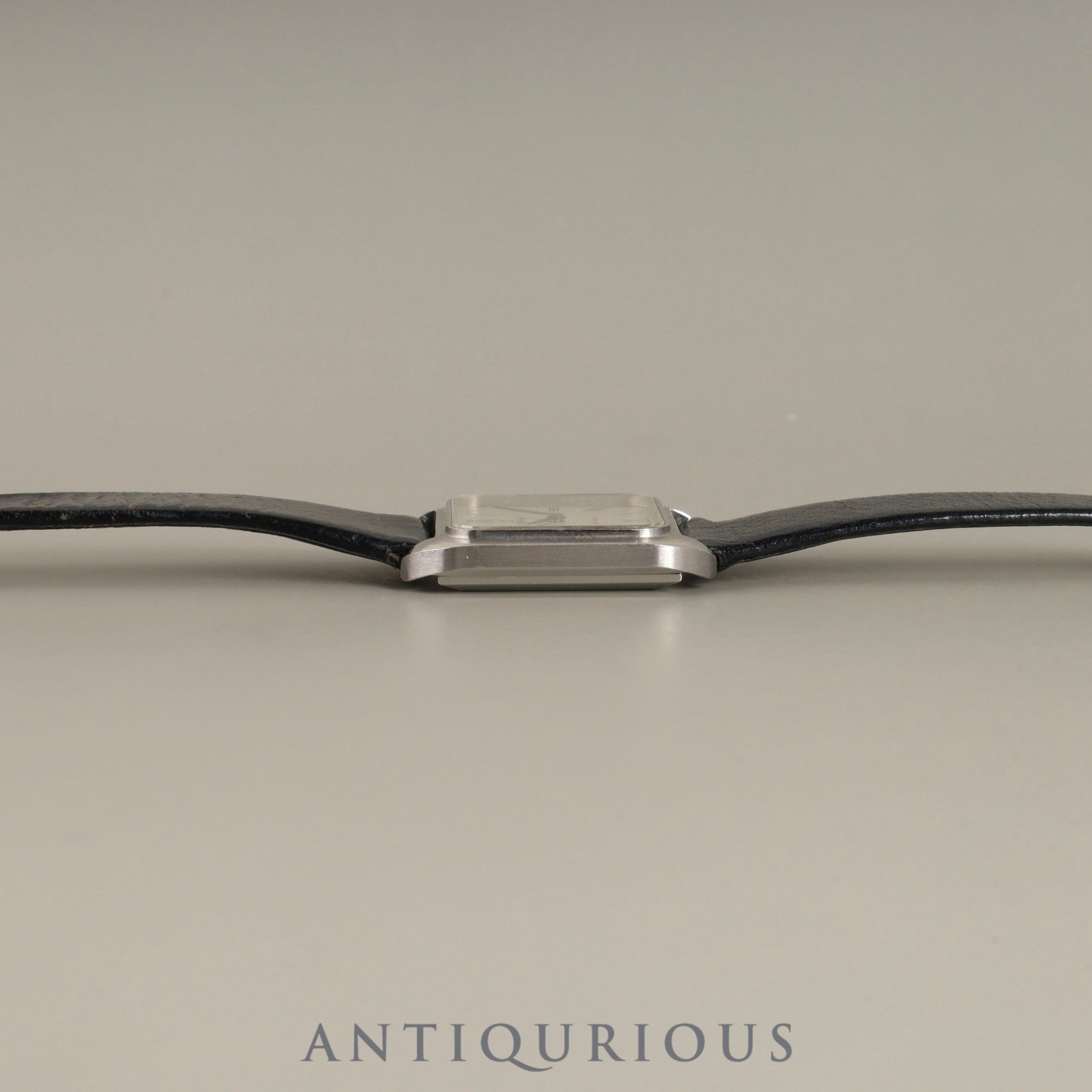 オメガ デ・ヴィル 511.0502 手巻き Cal.625 SS 純正革ベルト 純正尾錠(SS)シルバーローマン文字盤 オーバーホール済み