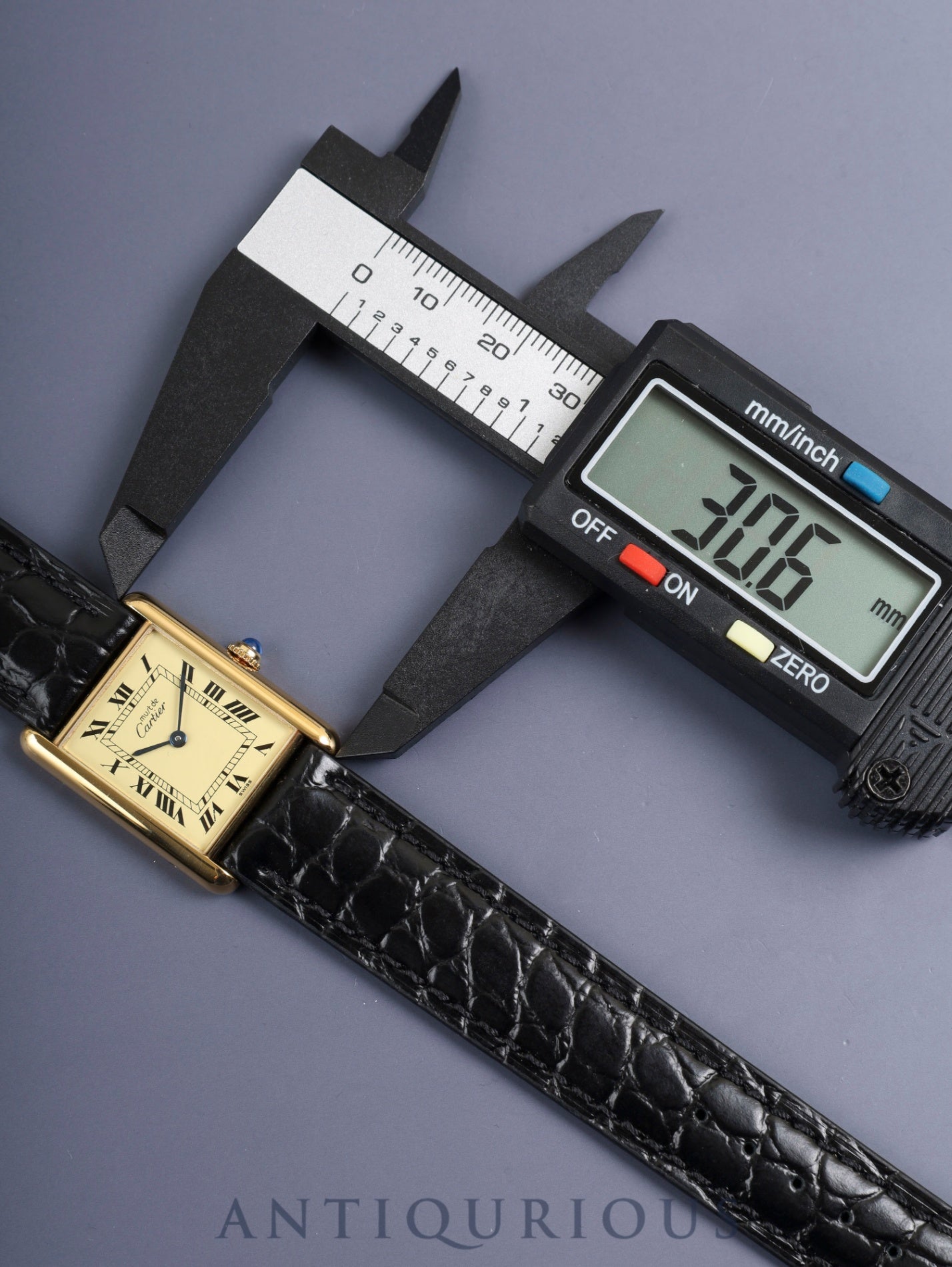 カルティエ マストタンク LM 590005 クォーツ Cal.690 SV925 革 純正ピンバックル(GP)アイボリーローマン文字盤(SWISS表記)箱 冊子