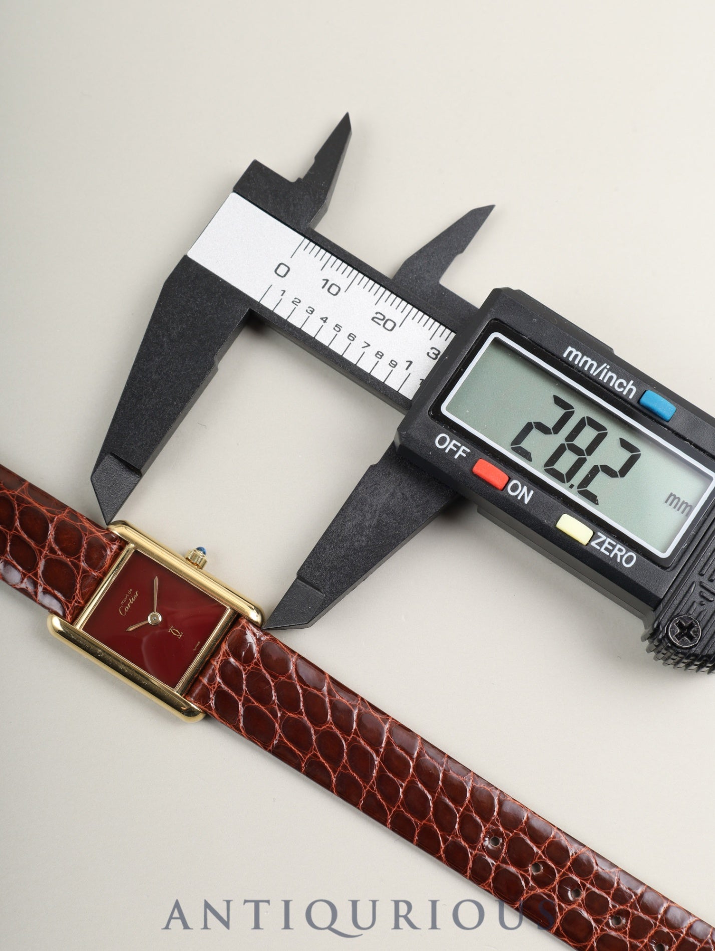 カルティエ マストタンク SM 366001 クォーツ SV925 革 純正ピンバックル(GP)ガーネットダイアル・ボルドー文字盤(SWISS表記)カルティエブティックにてコンプリートサービス(フルメンテナンス)済み