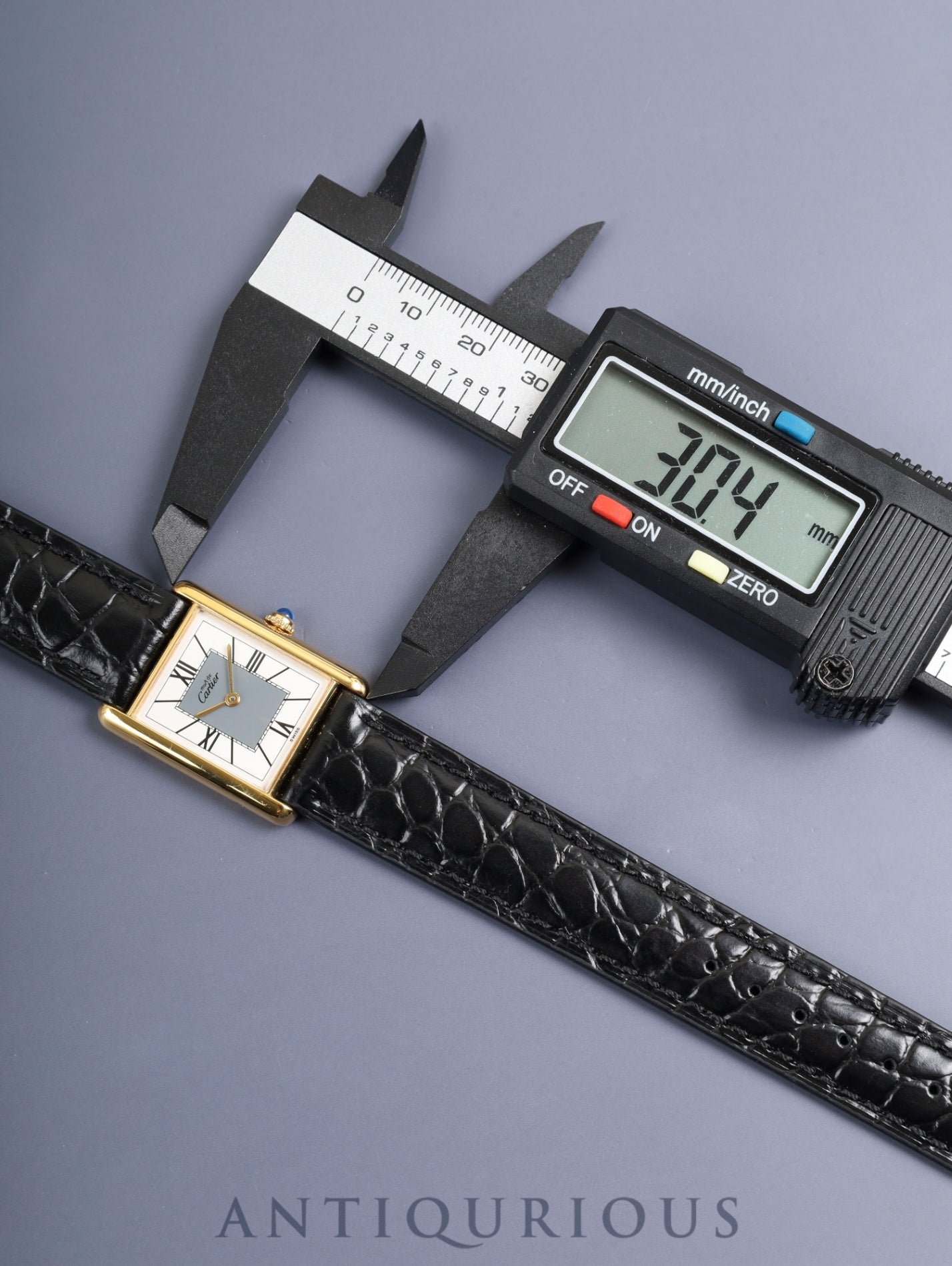 カルティエ マストタンク LM W1003954 / 590005 Cal.690 クォーツ SV925 革 純正ピンバックル(GP)センターグレー飛びローマン文字盤(SWISS表記)オーバーホール済み 新品仕上げ済み