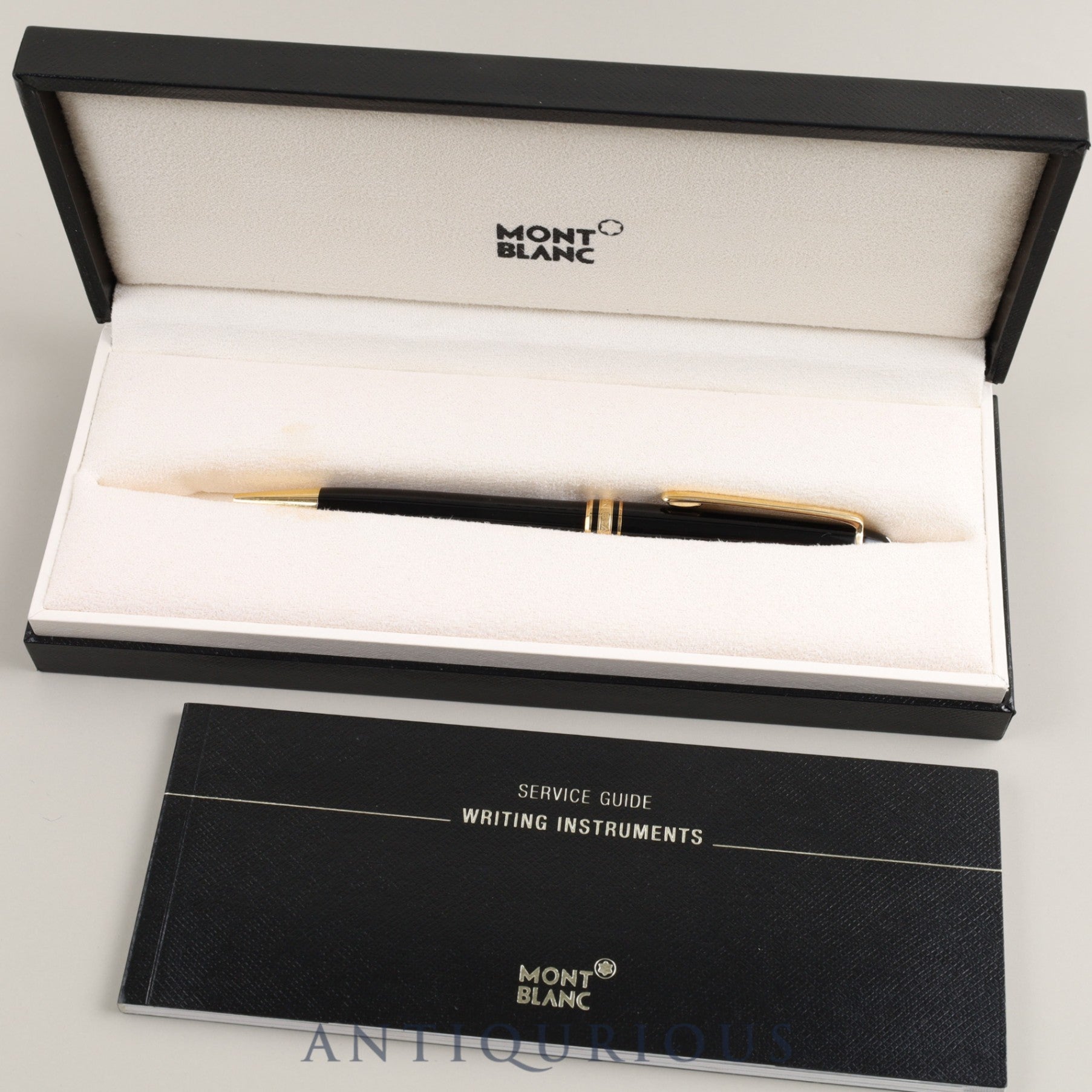 Montblanc Meisterstuck ballpoint pen, box, warranty, new refill