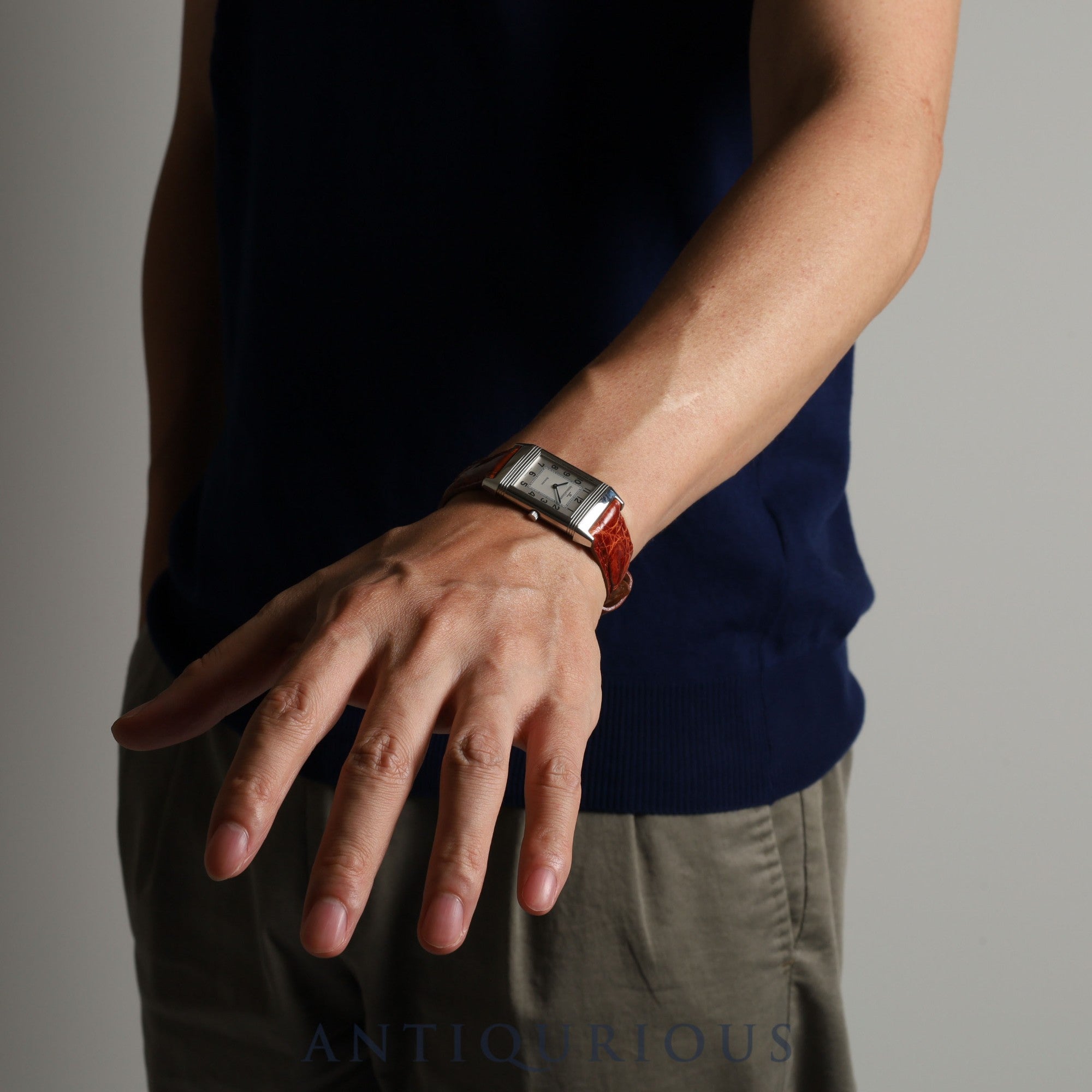 ジャガー・ルクルト レベルソクラシック 250.8.86/Q2508420 手巻き Cal846/1 シルバー文字盤 保証書(1995年) 箱 説明書