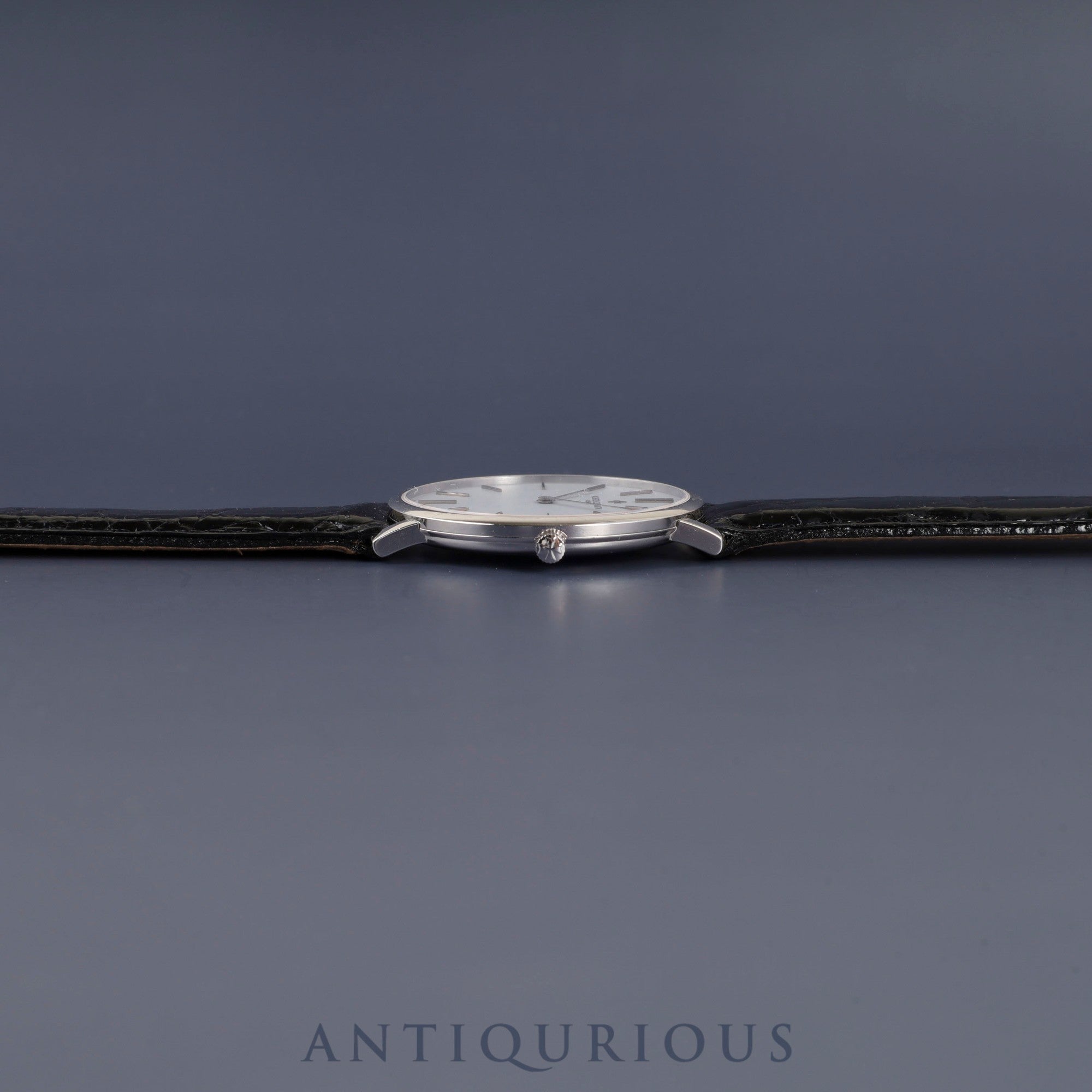 ヴァシュロン・コンスタンタン エッセンシャル 31160 / 000G 手巻き Cal.1132.2 750 革 純正尾錠(750) ホワイト文字盤 箱 ケース 冊子 保証書(2002年) オーバーホール済み