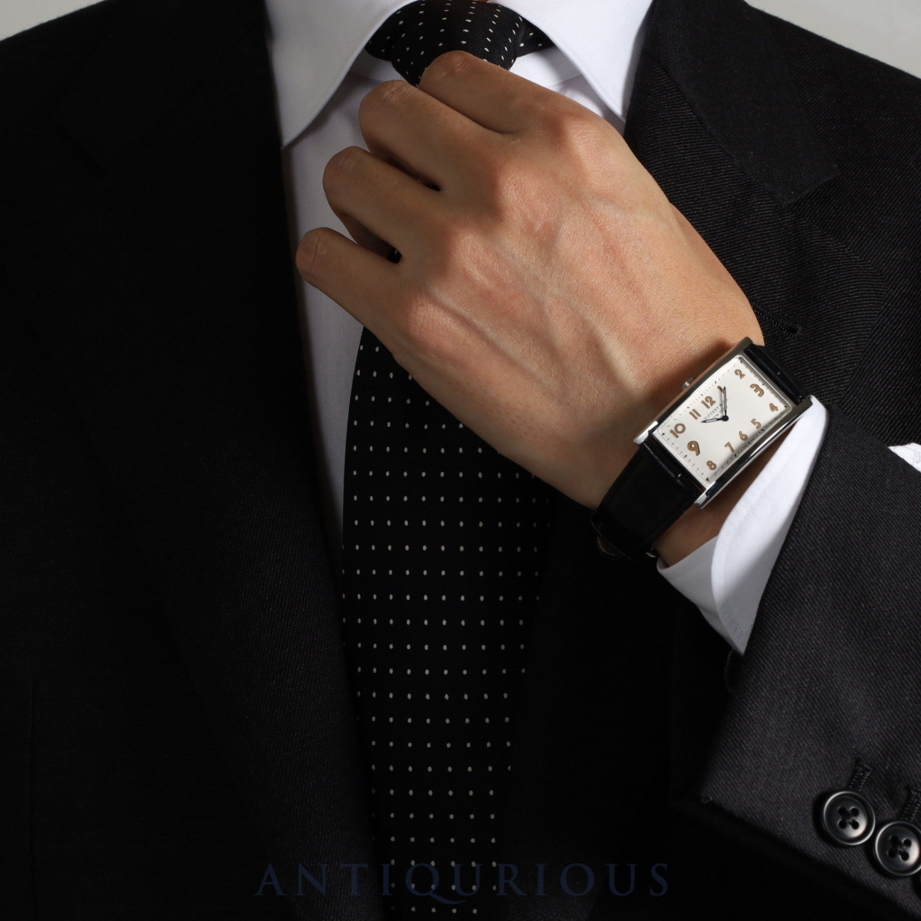 ティファニー イーストウエスト 37447102 クォーツ SS 純正革ベルト 純正バックル(SS)シルバー文字盤 サービスケース オーバーホール済み