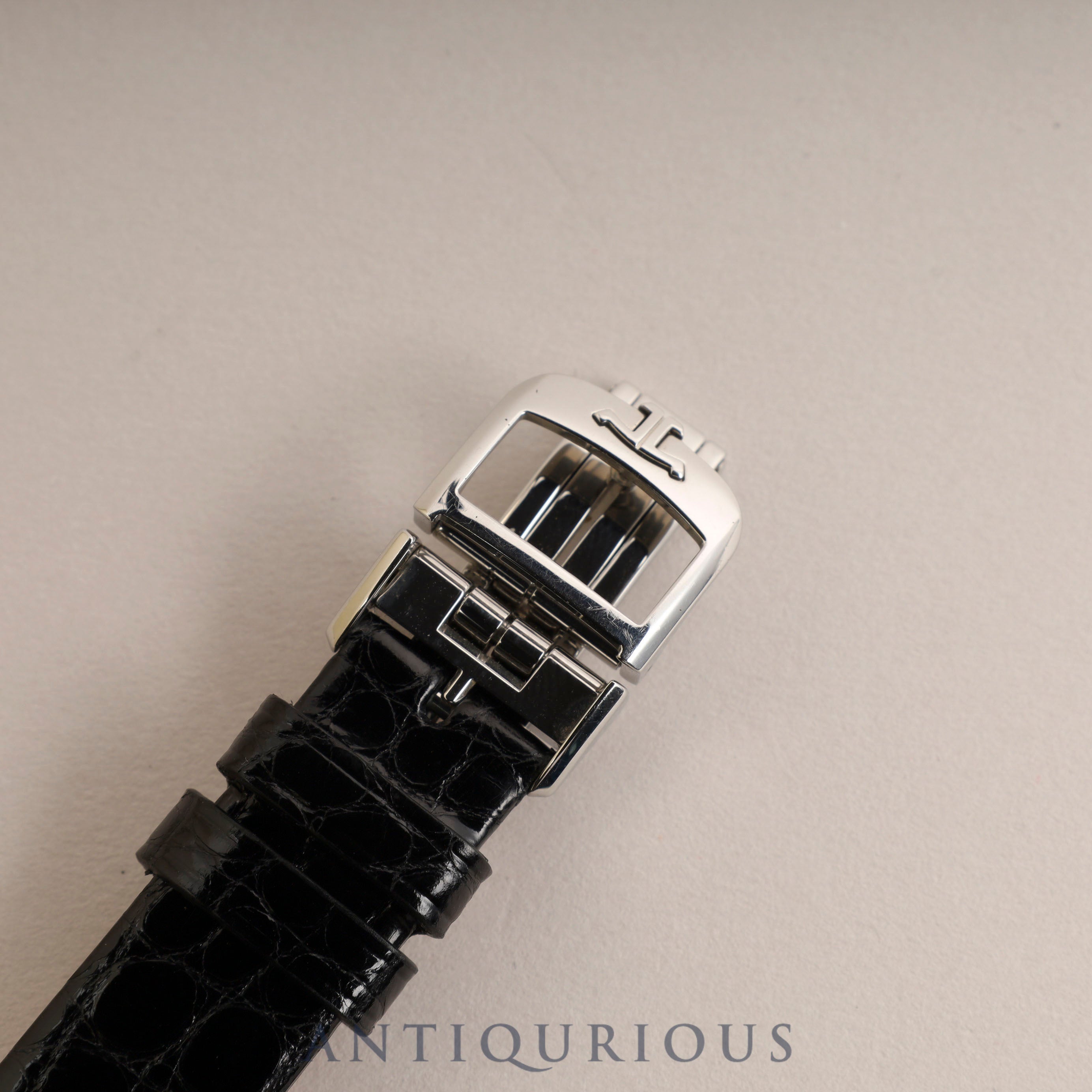 Jaeger-LeCoultre Reverso Classic Small 211.8.47 (Q2618432)