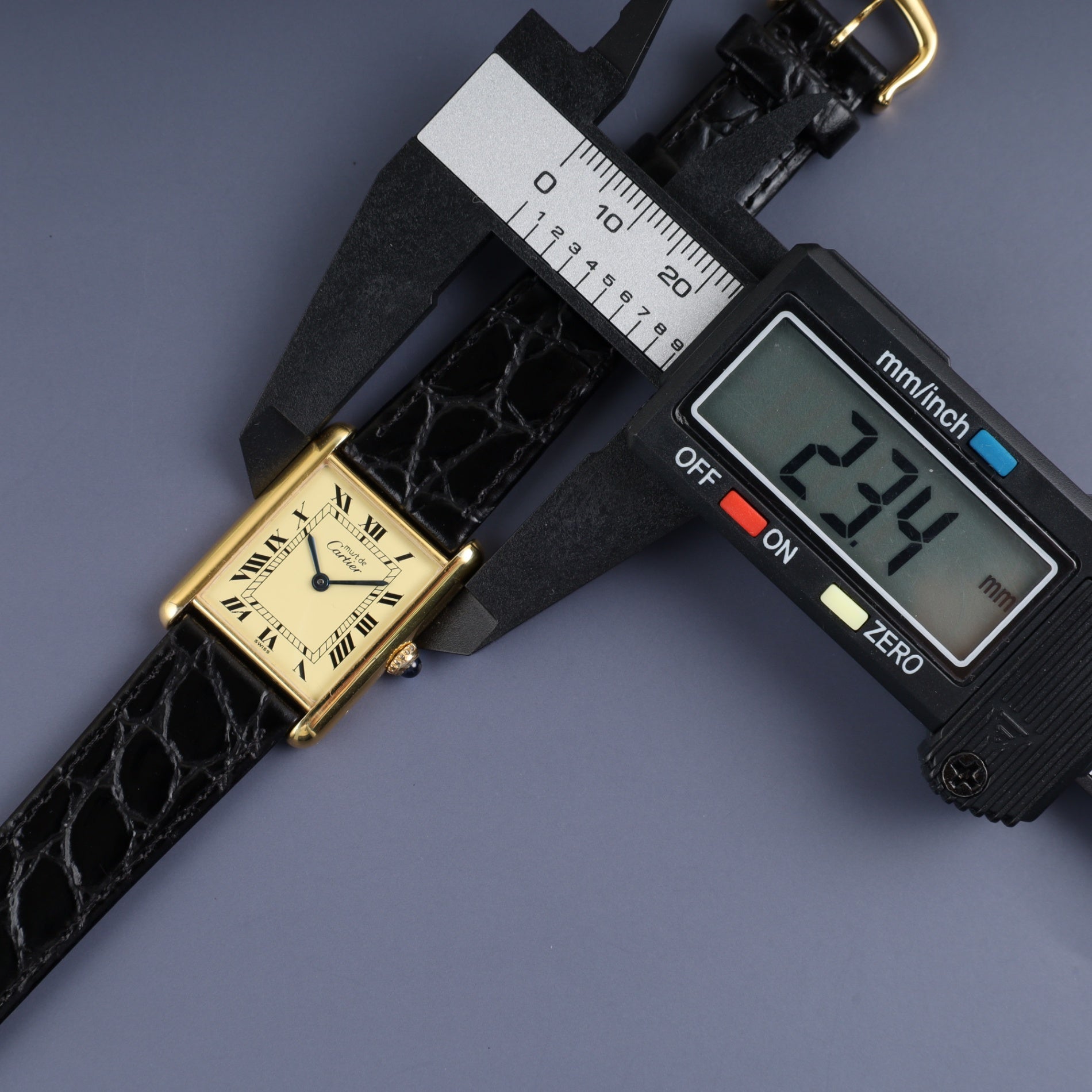 カルティエ マストタンク LM 590005 クォーツ Cal.690 SV925 革 純正尾錠(GP) アイボリーローマン文字盤 オーバーホール済み 新品仕上げ済み