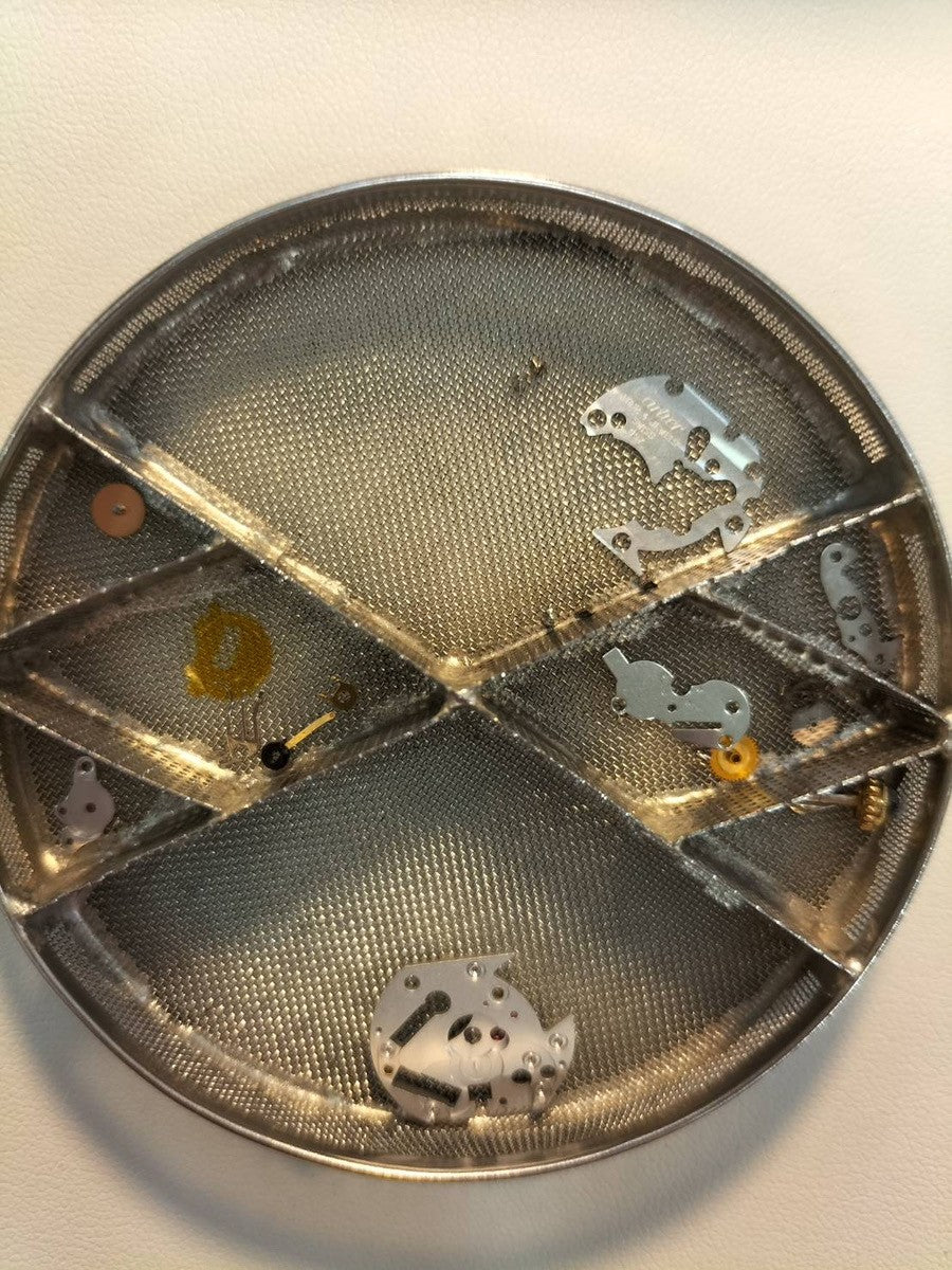 カルティエ マストタンク MM 2415 クォーツ Cal.057 SV925 革 純正尾錠(GP) アイボリーローマン文字盤(ガラス小傷) 箱 冊子 保証書(2004年)オーバーホール済み