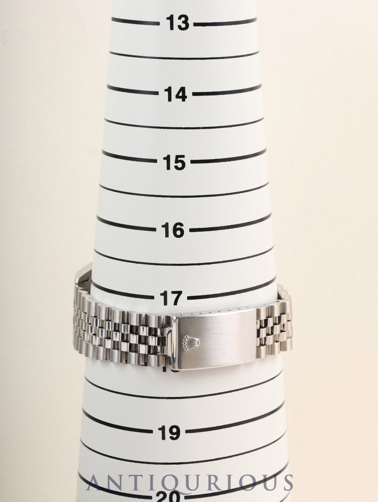 Rolex Datejust 16234 Automatic Cal. 3135 SS/WG SS Silver Dial U-Serial (1997) Warranty (1999) International Service Warranty (2008) Overhauled