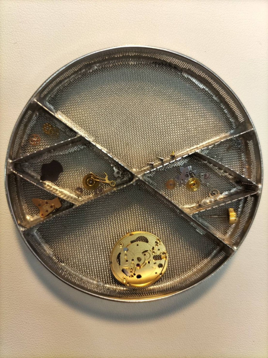 ダンヒル ダンヒリオン クォーツ GP 純正革ベルト 純正Dバックル(GP) ホワイト文字盤 箱 冊子 オーバーホール済み