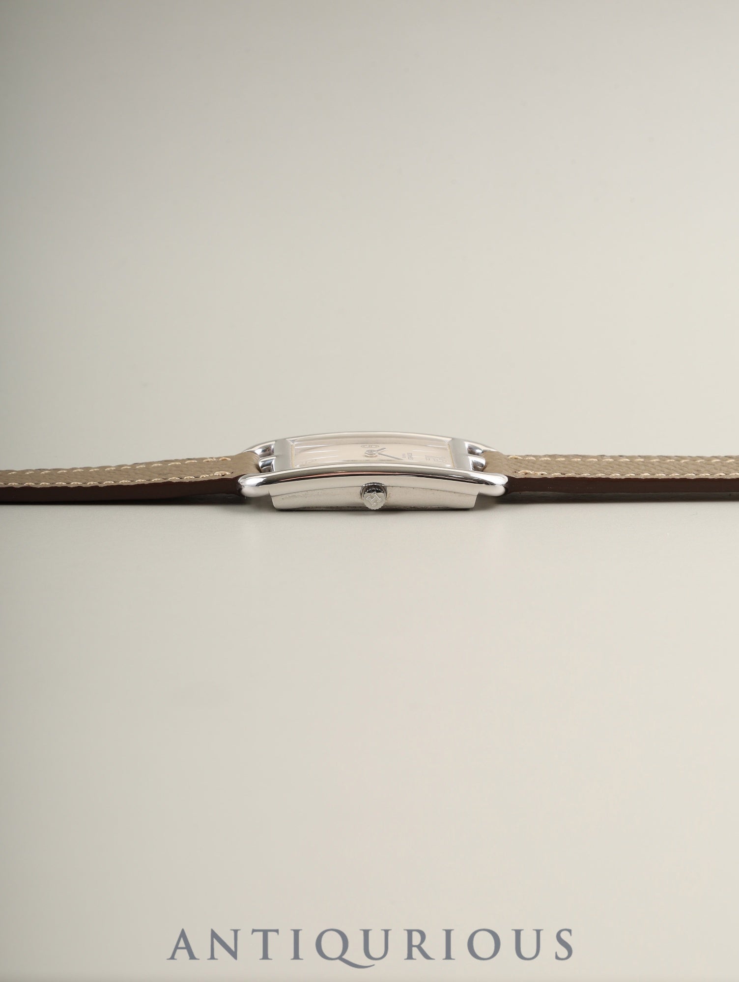 エルメス ナンタケット クォーツ Cal.976.001 SS 革 純正尾錠(SS) シルバー文字盤 オーバーホール済み