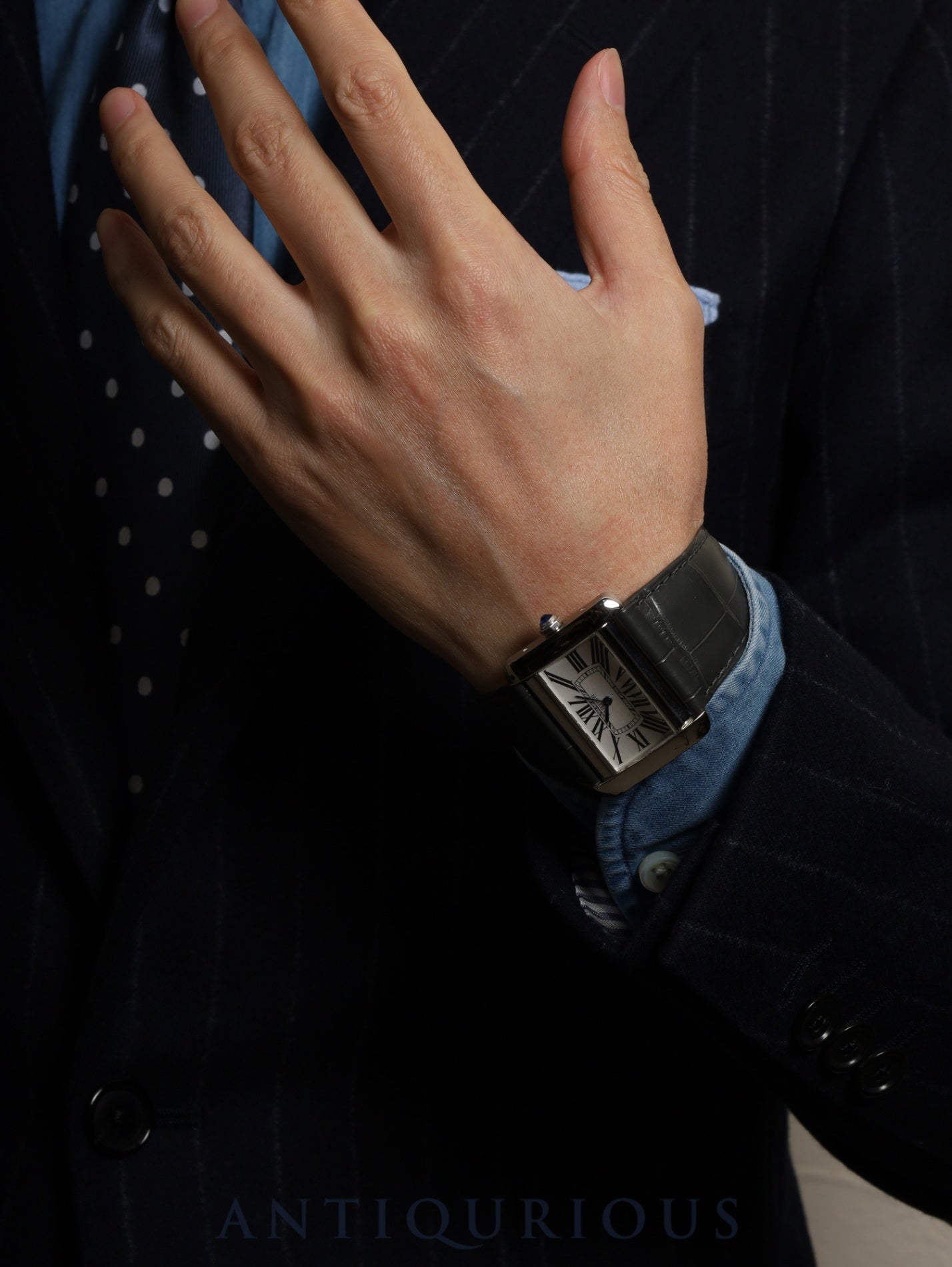 カルティエ タンク ディヴァン LM W6300655 / 2600 クォーツ Cal.690 SS 純正革ベルト 純正ピンバックル(SS) シルバーローマン文字盤 オーバーホール済み