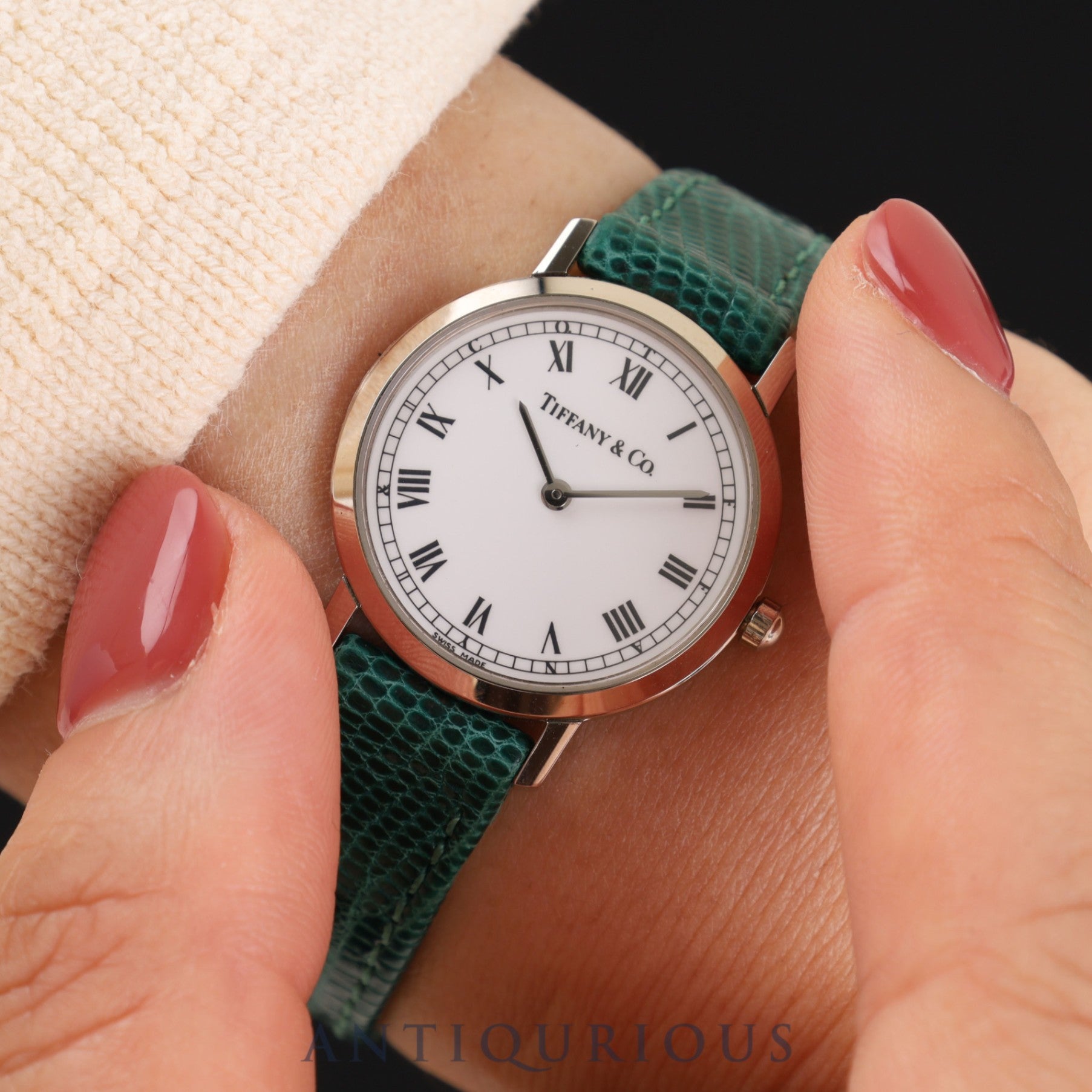 ティファニー ラウンドクラシック L1560 クォーツ WG 純正革ベルト 純正尾錠(SS) ホワイトローマン文字盤 24mm