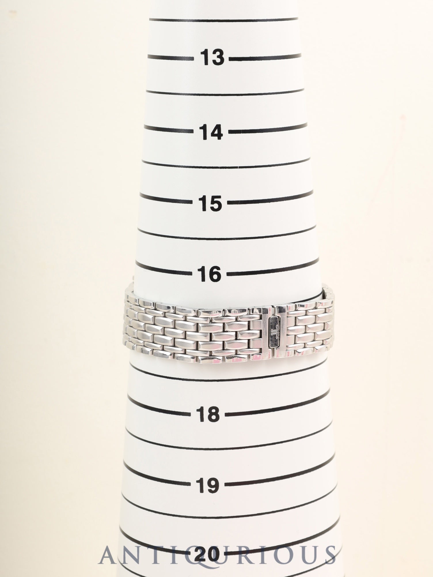 ジャガー・ルクルト レベルソ クラシック シャドウ シャドウ 251.8.86 / 251.880.864 手巻き Cal.846/1 SS SS グレー文字盤 保証書 冊子 オーバーホール済み ※ケース裏彫りあり