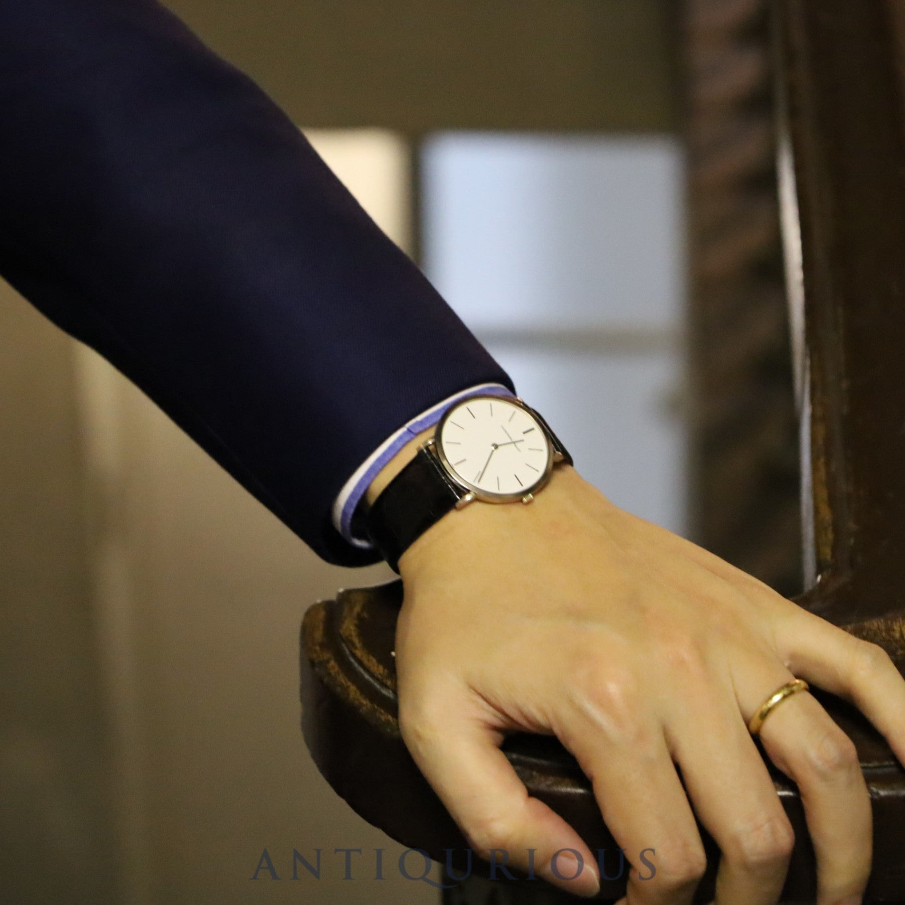 Audemars Piguet Extra Flat Hand-wound Cal.2090 750 Leather Genuine Buckle (750) White Dial 33.3mm 1976-1979