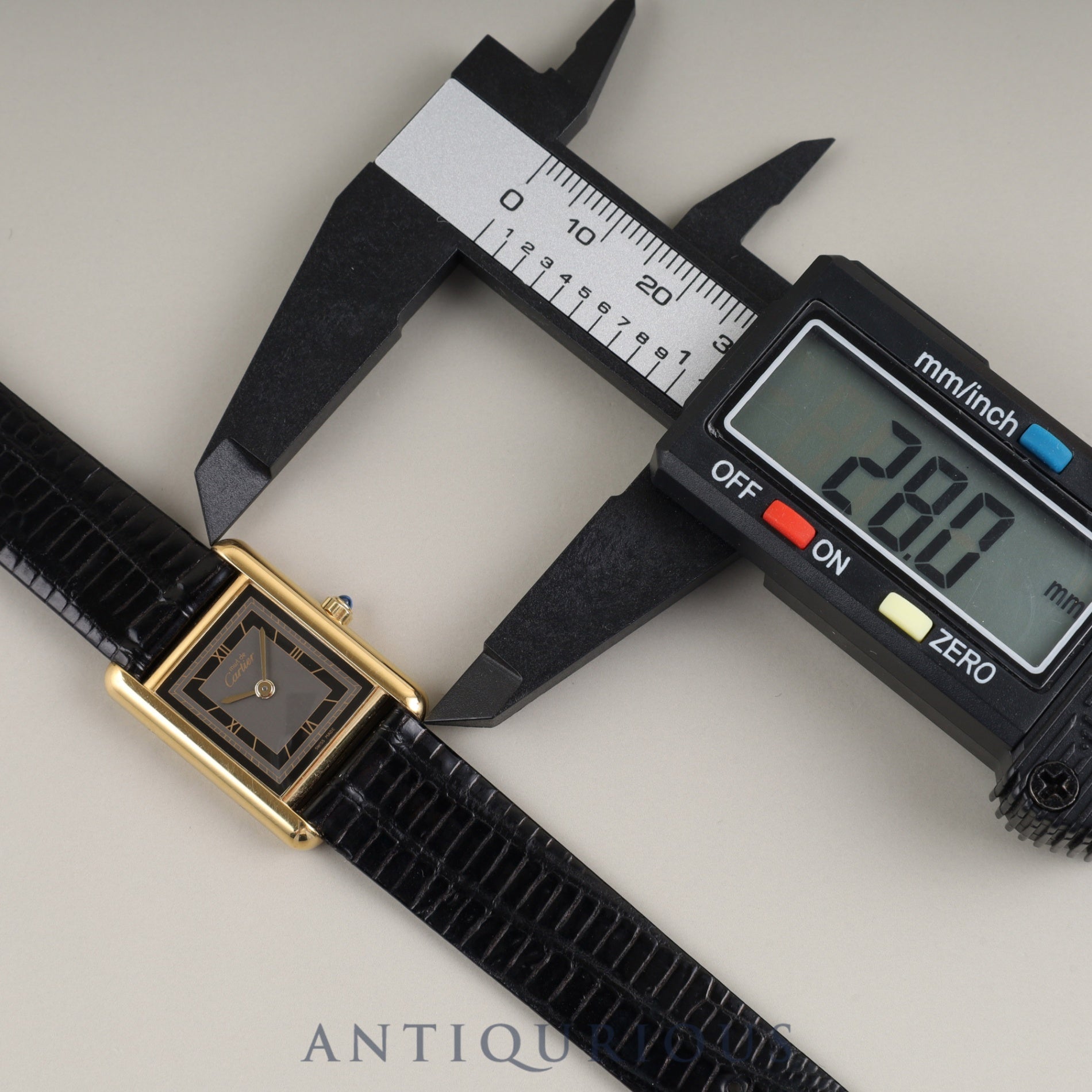 カルティエ マストタンク SM 3 66001 クォーツ SV925 革 純正尾錠(GP) グレー飛びローマン文字盤 箱 冊子 保証書(1983年) タグ カルティエブティックにてコンプリートサービス(フルメンテナンス)済み