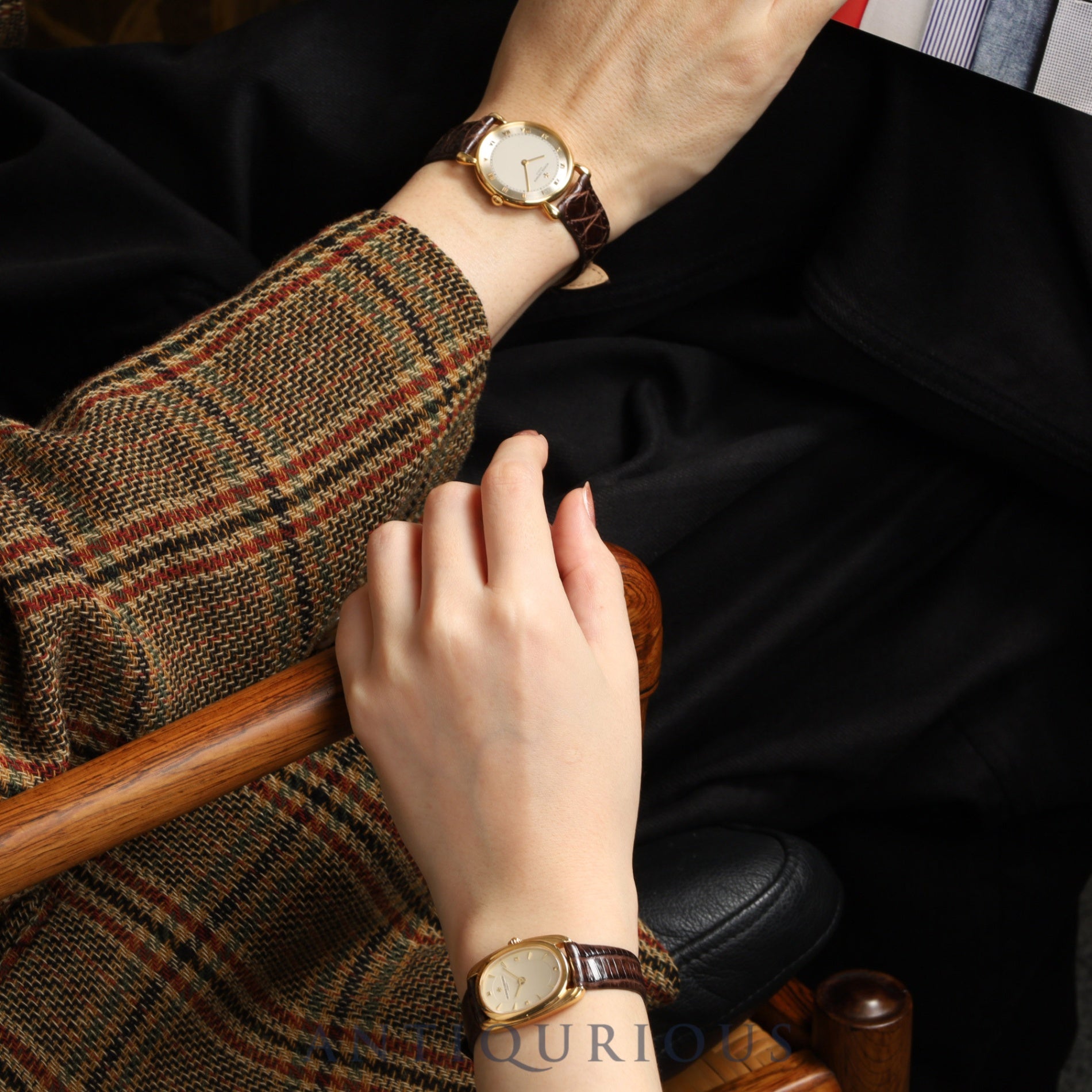 ヴァシュロン・コンスタンタン ヒストリカル 33084/000J-2 手巻き Cal.1003/2 YG 革 純正尾錠(YG)ゴールド文字盤 箱 ケース 保証書(年代未記載)オーバーホール済み