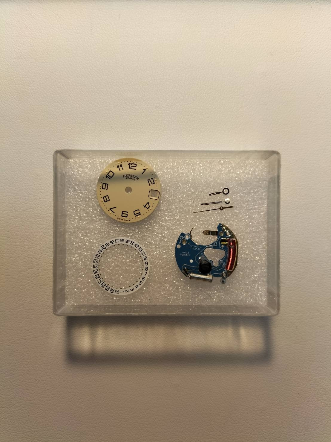 エルメス クリッパー CL4.220 クォーツ Cal.- SS/GP SS/GP アイボリー文字盤 箱 保証書(1998年)オーバーホール済み