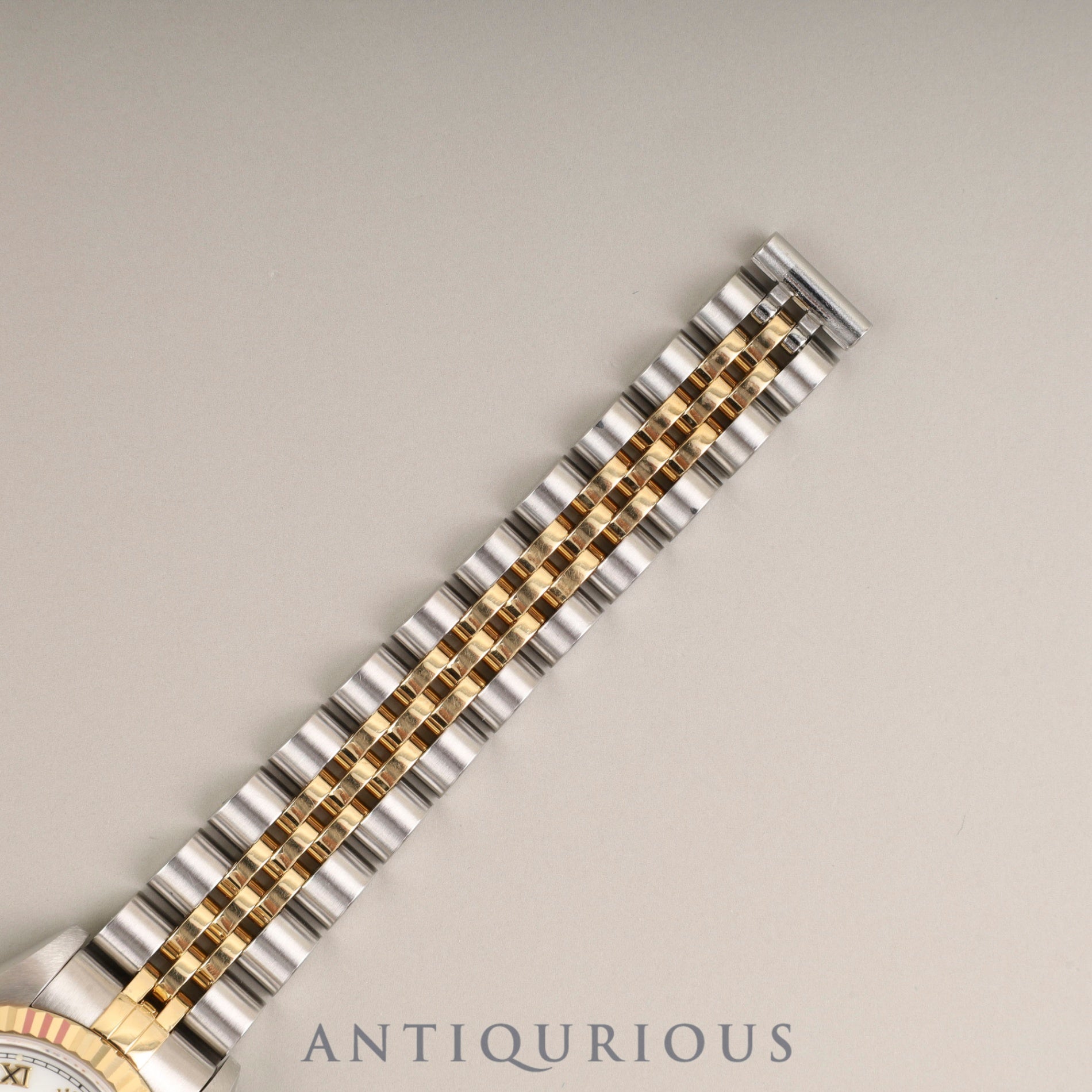 Rolex Lady-Datejust 69173 Automatic Caliber 2135 Stainless Steel/Yellow Gold White Shantung Dial W Serial Number (1994-1995) 1 Link Tag Overhauled