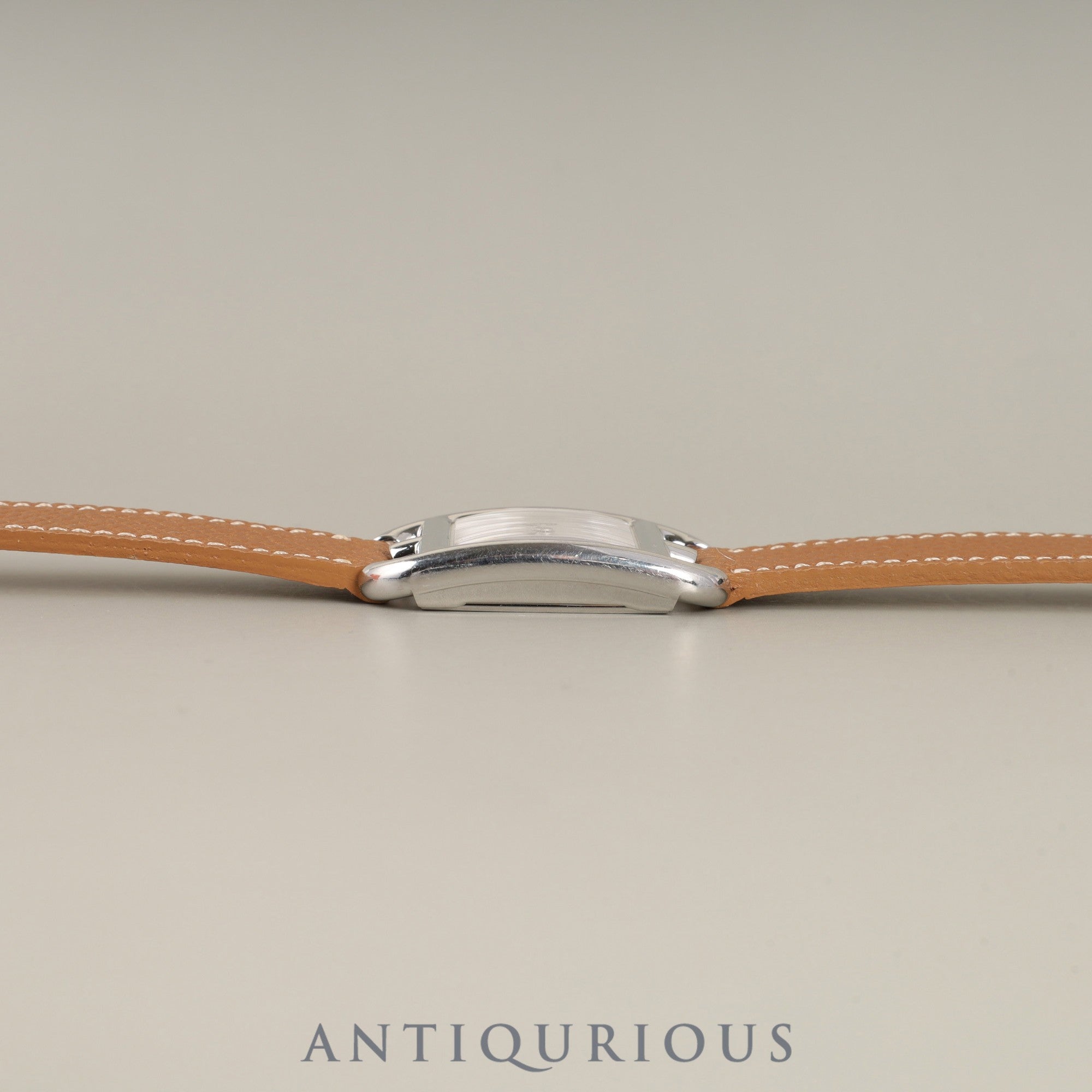 エルメス ケープコッド CC1.210 クォーツ Cal.976.001 SS 革 純正尾錠(SS) シルバー文字盤 箱 冊子 保証書(2003年)純正革ベルト(□G刻:2003年、使用感あり)オーバーホール済み