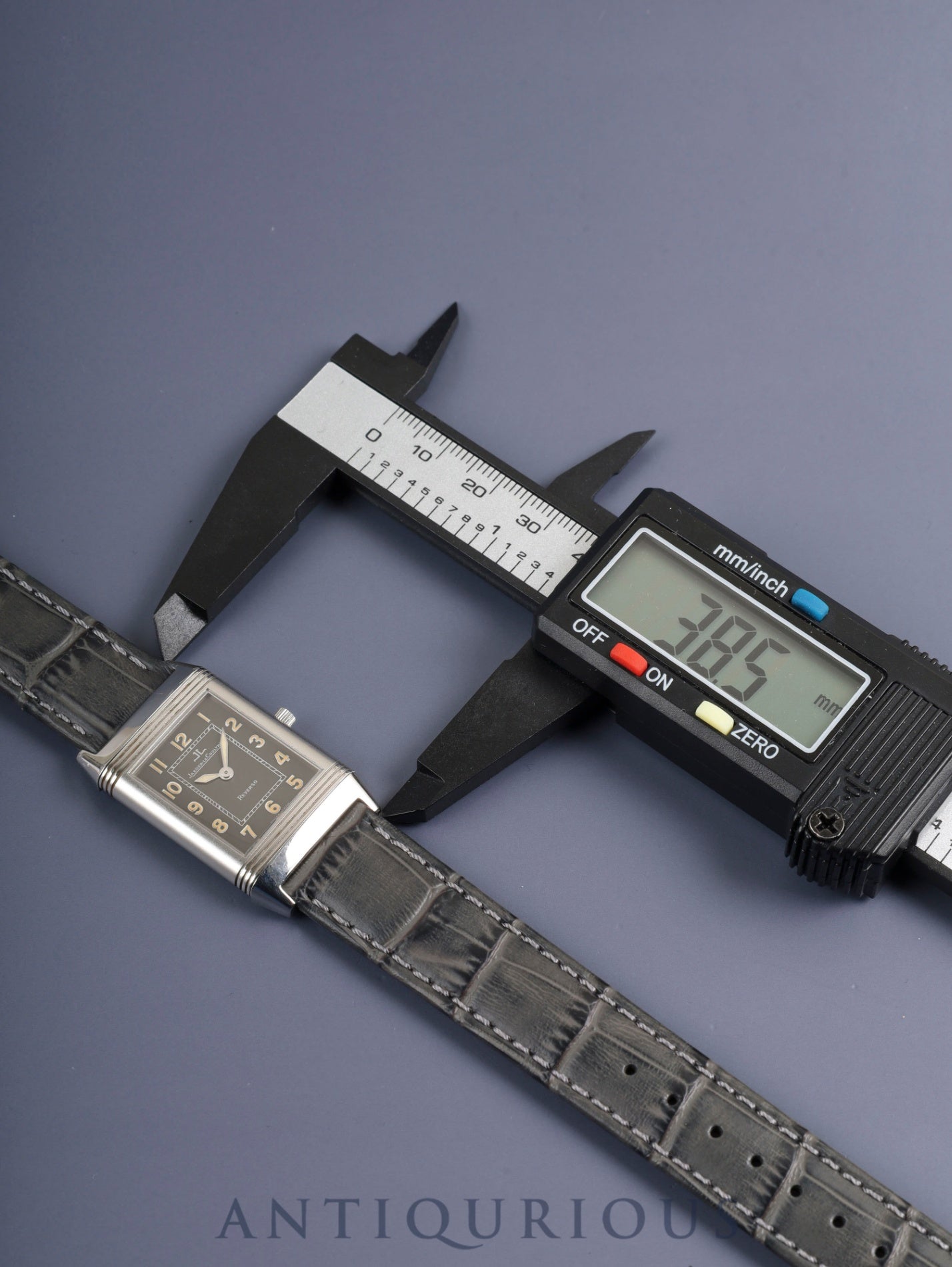 Jaeger-LeCoultre Reverso Classic Shadow 251.8.86 Manual winding Cal.846-1 SS (engraved back) Leather strap Original pin buckle (SS) Grey dial Overhauled