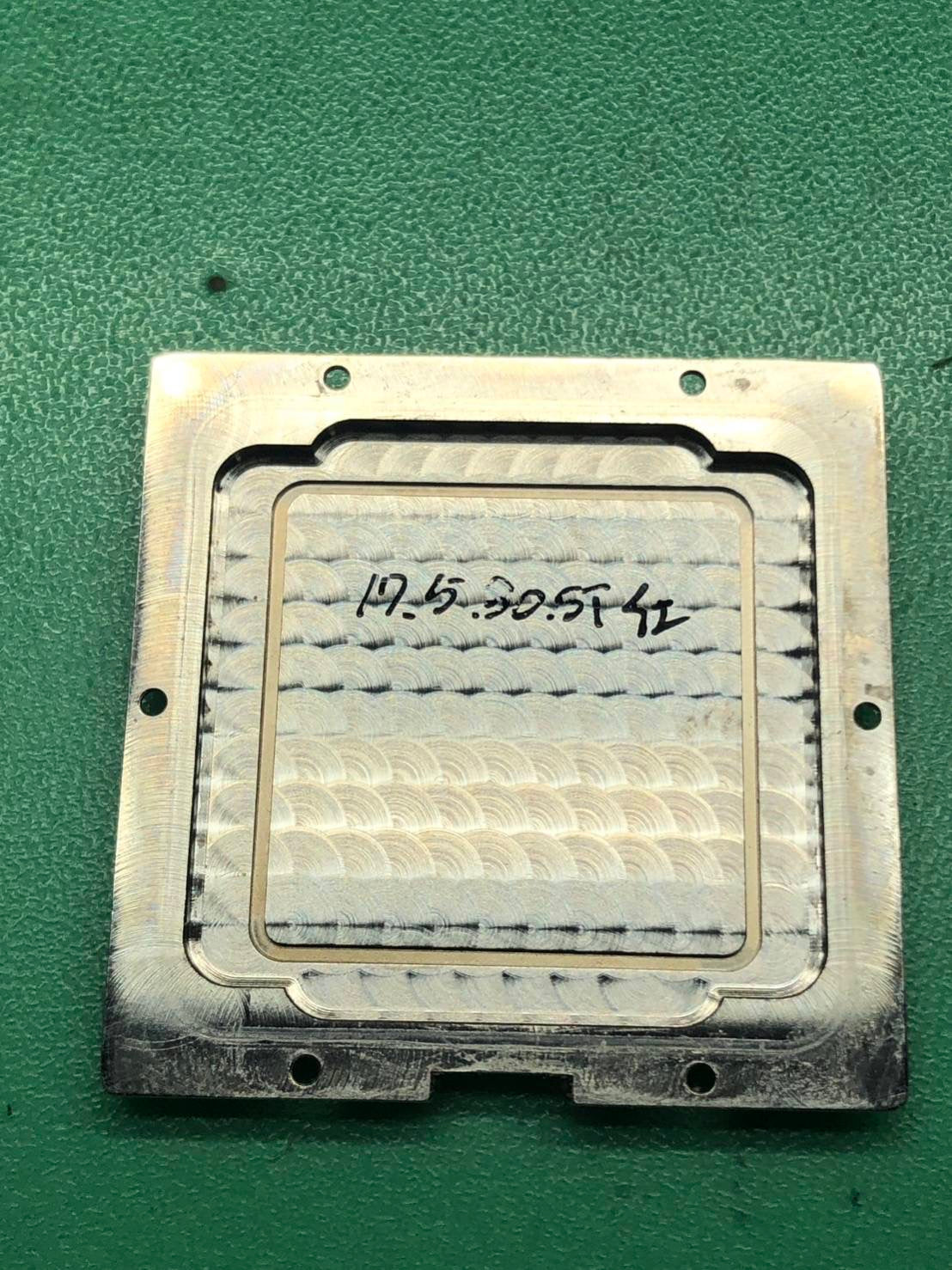 Boucheron Carre WA011301