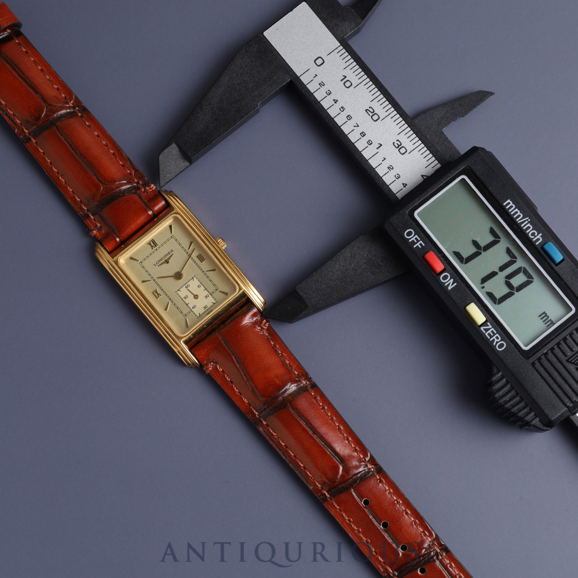 ロンジン グランドクラシック L4.689.2 クォーツ Cal.L176.2 SS / GP 革 純正尾錠(GP)シャンパンローマン文字盤 オーバーホール済み