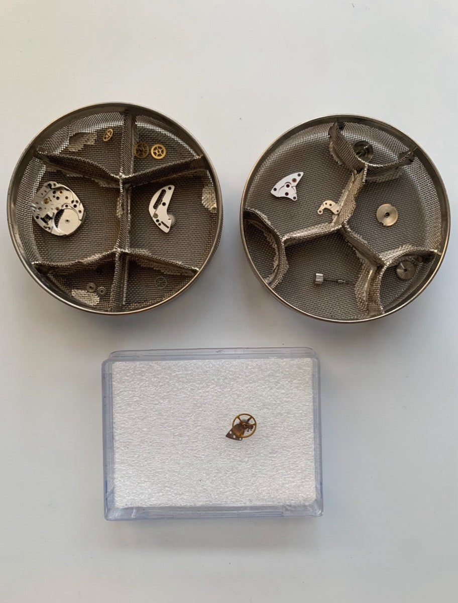 ジャガー・ルクルト レベルソ クラシック シャドウ シャドウ 251.8.86 / 251.880.864 手巻き Cal.846/1 SS SS グレー文字盤 保証書 冊子 オーバーホール済み ※ケース裏彫りあり