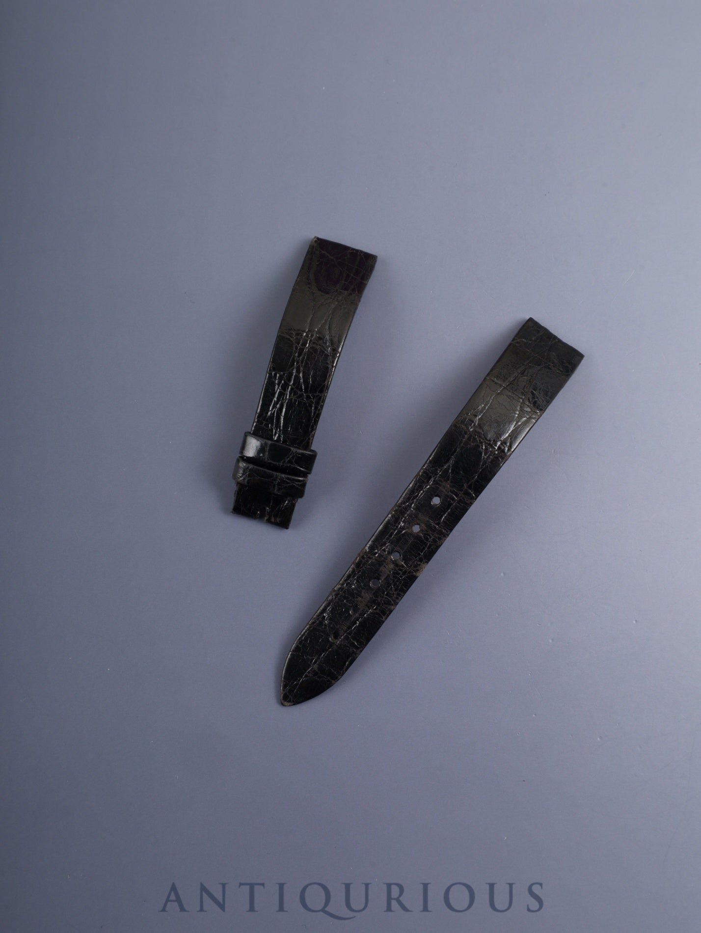 Breguet Crackle Moonphase 3280BB, manual winding, Cal. 818/4, 750WG, leather strap, original pin buckle (750WG), silver Roman numeral dial, box, recently overhauled.