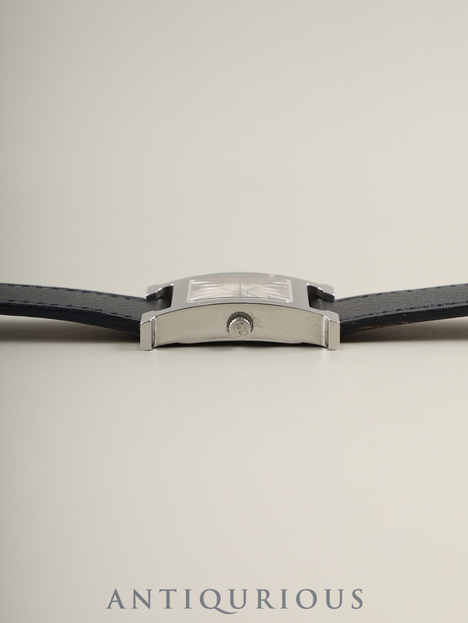 Hermès H Watch HH1.210 Quartz Caliber 901.001 Stainless Steel with Genuine Leather Strap (H Stamp: 2004) and Genuine Buckle (SS). White Dial. Overhauled.