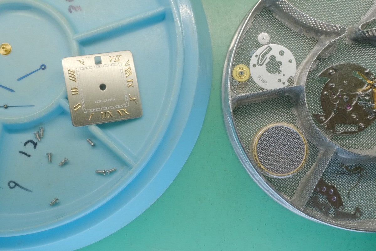 Cartier Santos Galbee LM W20030C4 / 1566 Quartz Cal.87 Stainless Steel/Yellow Gold with Gray Dial, Overhauled