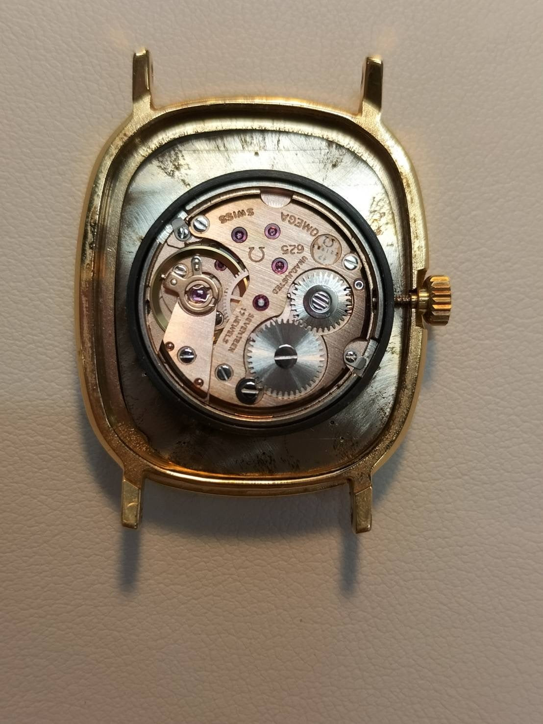 Omega De Ville 511.0472 Manual winding Cal.625 GP Leather Aftermarket buckle (GP) Champagne dial 1970s Overhauled