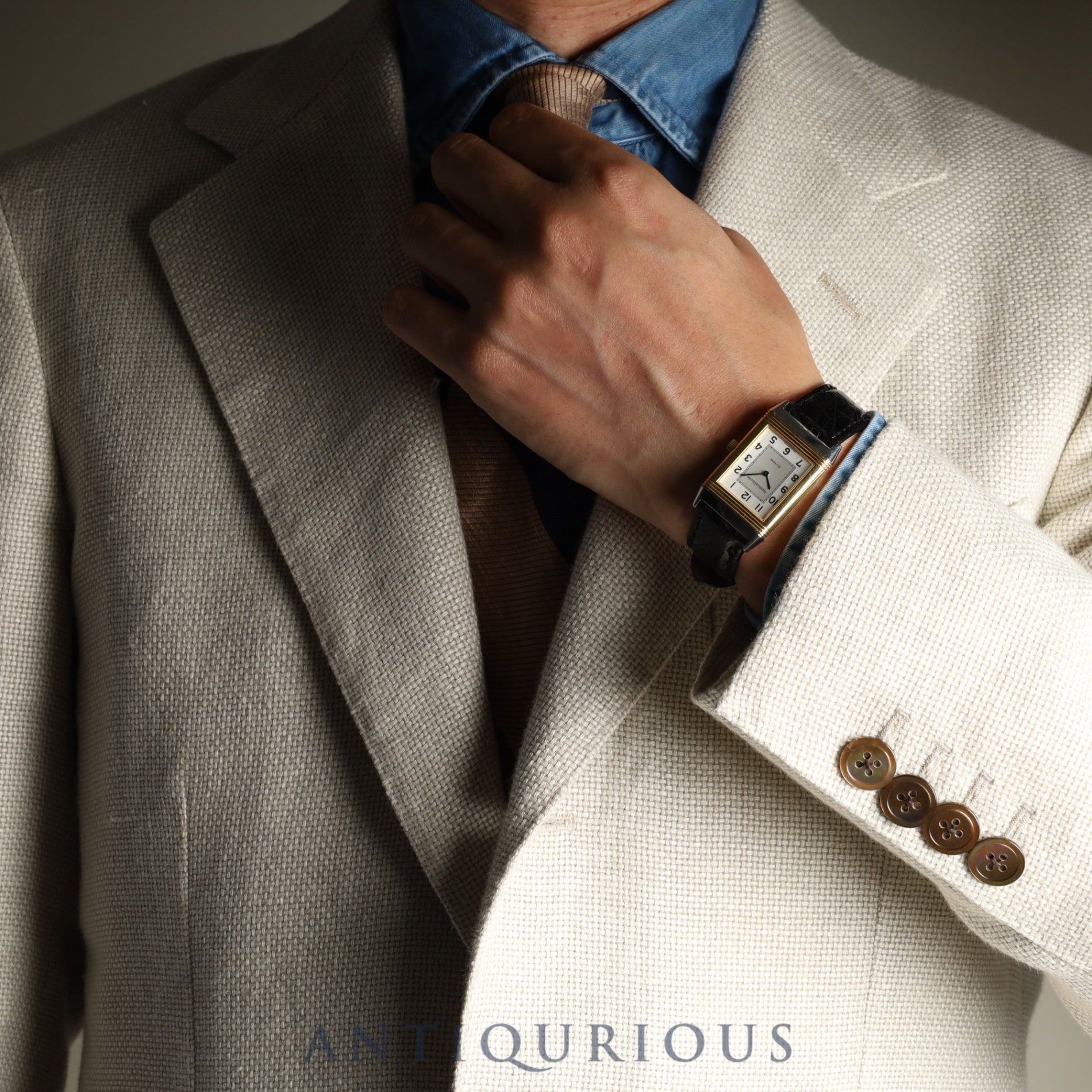 ジャガー・ルクルト レベルソ クラシック 250.8.08 クォーツ SS/YG 革 純正尾錠(SS)シルバーアラビア文字盤 オーバーホール済み ※ケース裏彫りあり