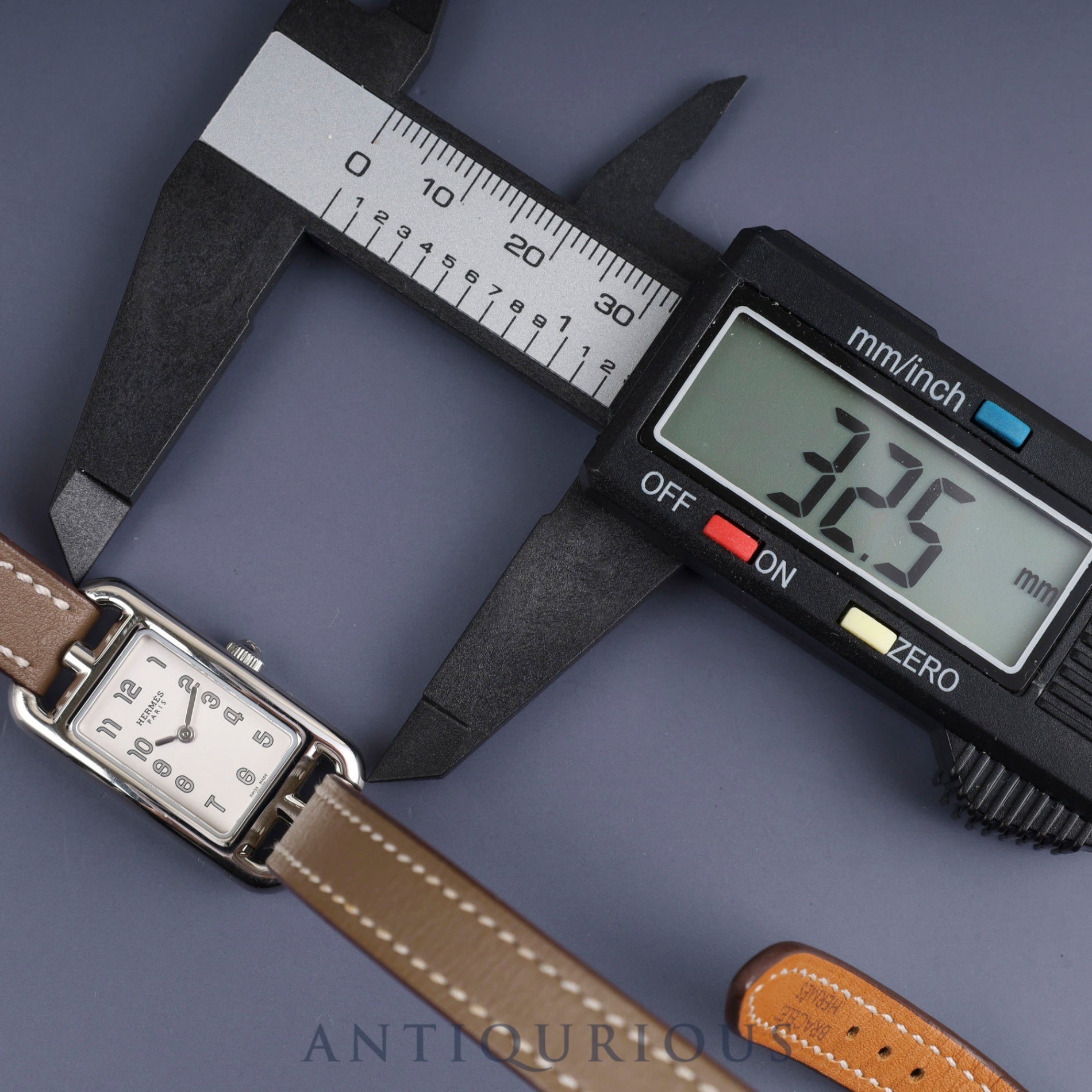 Hermes Nantucket NA2.110 / W044982WW00 Quartz Cal.280.002 SS Genuine leather strap (Z engraved: 2021) Genuine buckle (SS) Silver dial Box Booklet Warranty card (2021, personal name included) Overhauled