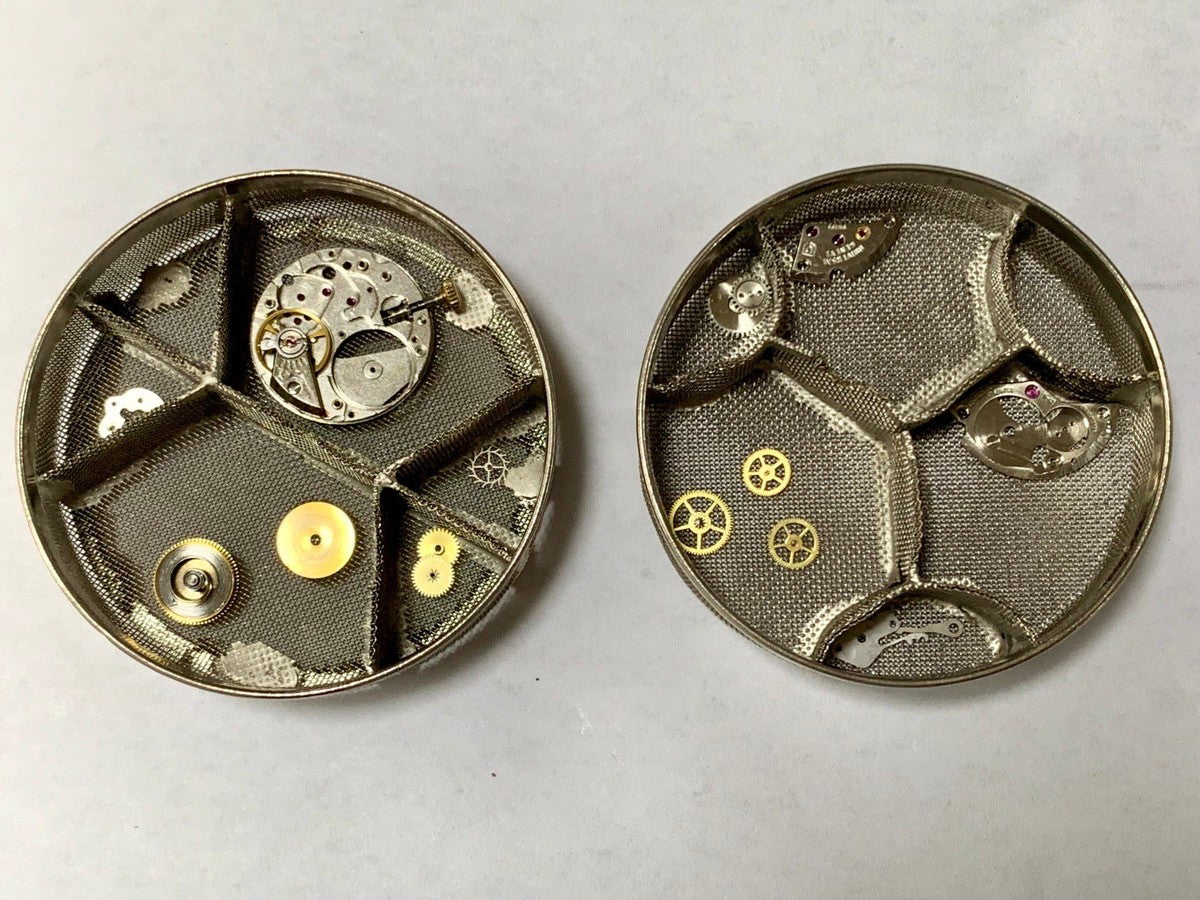 ユニバーサル・ジュネーブ ラウンド 542605 手巻き GP 革 社外尾錠(GP)シャンパン文字盤 オーバーホール済み