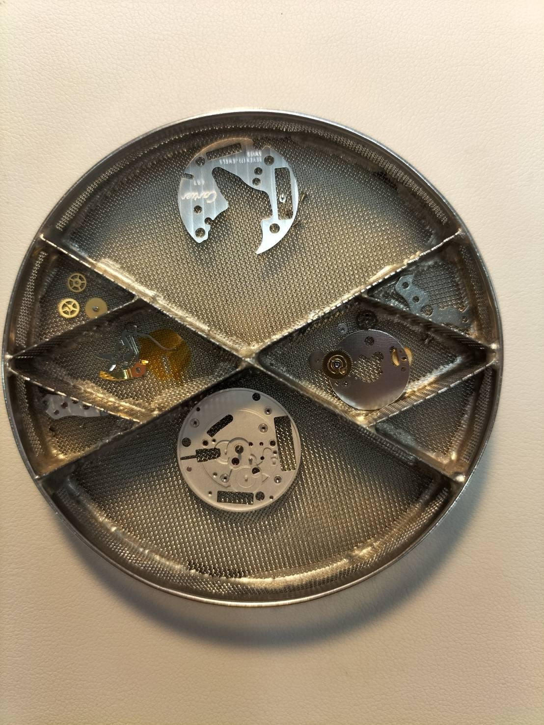 カルティエ サントス ガルベ LM 20011C4 / 187901 クォーツ Cal.687 SS/YG SS/YG ホワイトローマン文字盤 オーバーホール済み