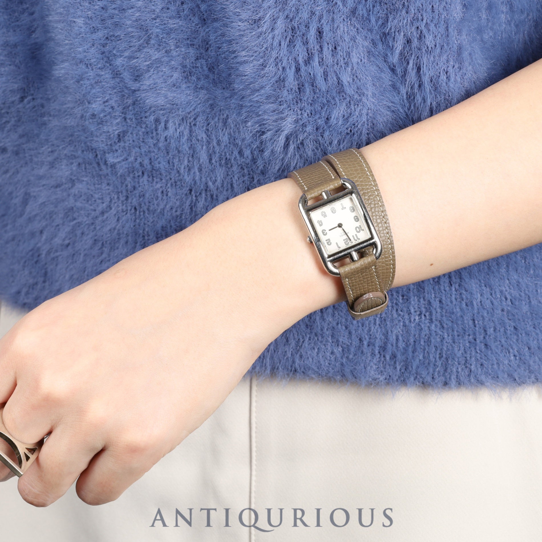 エルメス ケープコッド CC1.210 クォーツ Cal.976.001 SS 革 純正尾錠(SS) ホワイトアラビア文字盤 純正革ベルト(使用感あり、刻印判別不可)オーバーホール済み