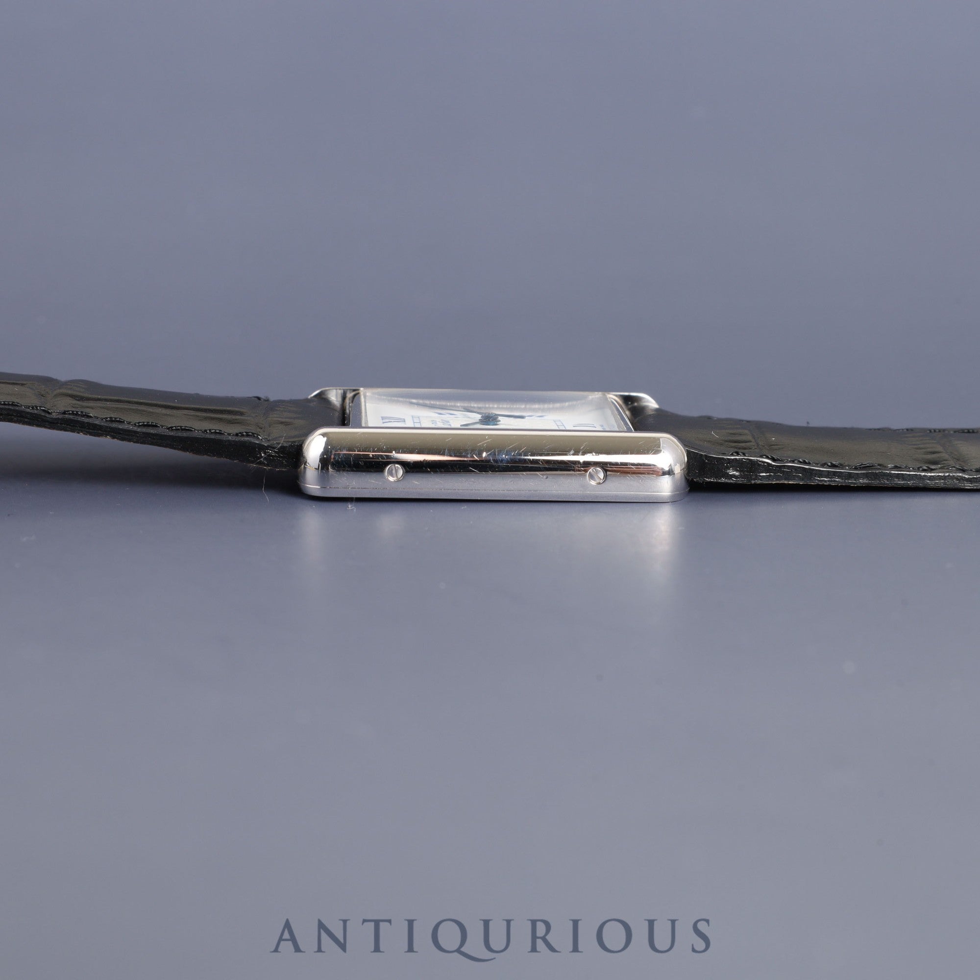 カルティエ マストタンク GM(XL)W1014154 / 2414 クォーツ Cal.687 925 革 純正Dバックル 飛びローマン文字盤 箱 保証書(2004年) オーバーホール済み カルティエブティックネジ取り付け