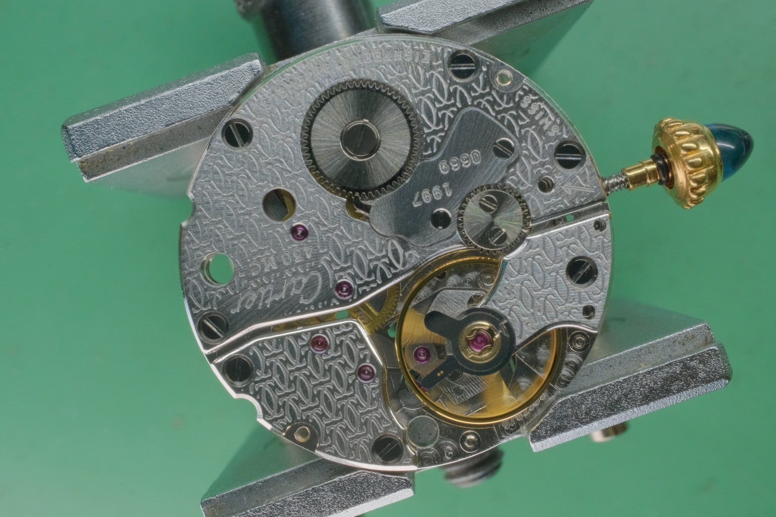 カルティエ タンクオビュ LM 2380 / W1516956 手巻き Cal.430MC 750YG 革 純正尾錠(GP)シルバーギョーシェ文字盤 カルティエアフターサービス済み オーバーホール済み